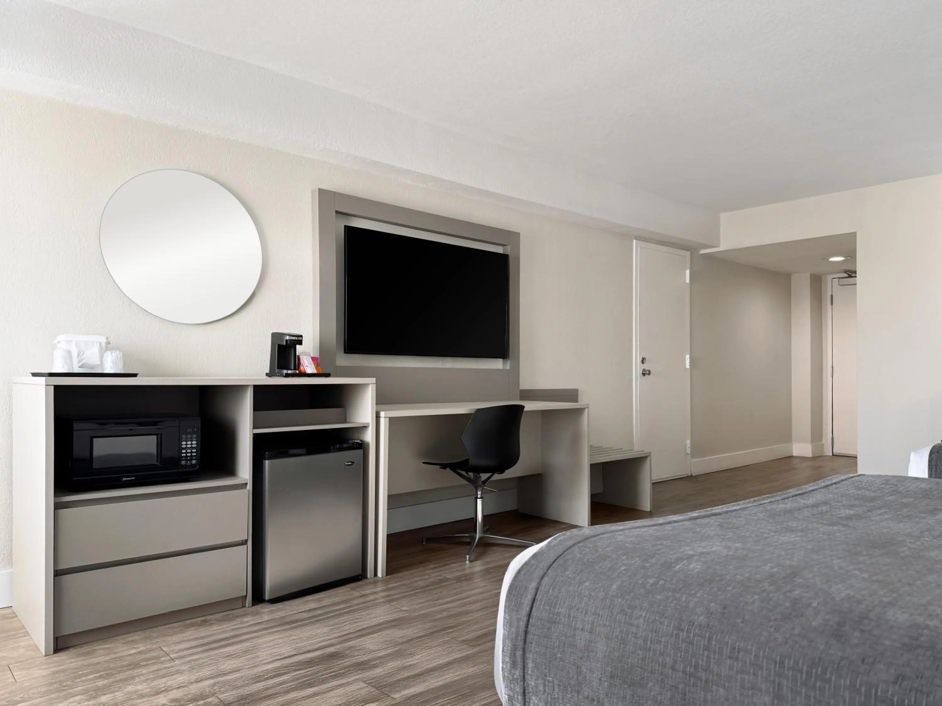 TV and multimedia, Bed in Wyndham I-Drive Avanti Resort & Conference Center