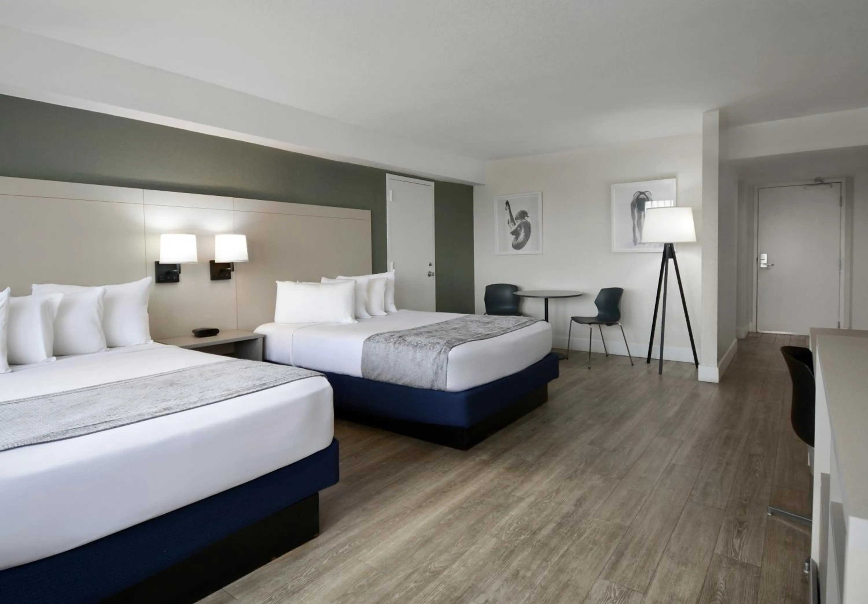 Photo of the whole room, Bed in Wyndham I-Drive Avanti Resort & Conference Center