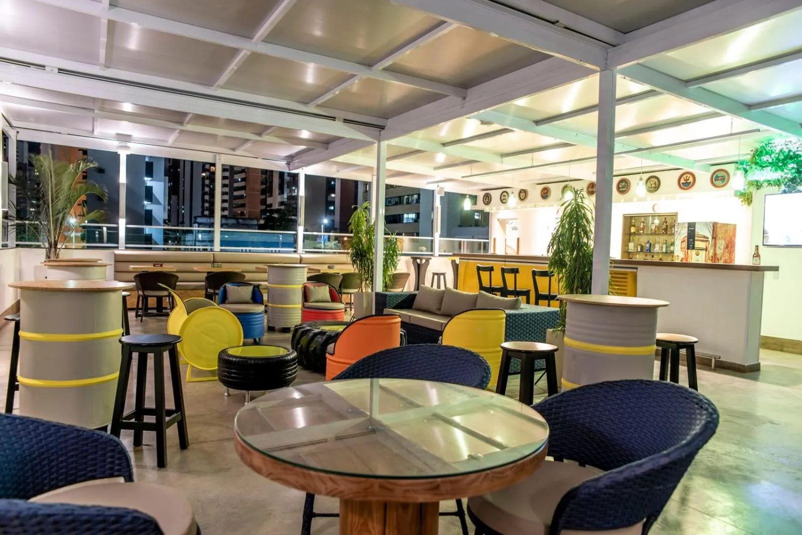 Restaurant/places to eat in Hotel Villa Smart