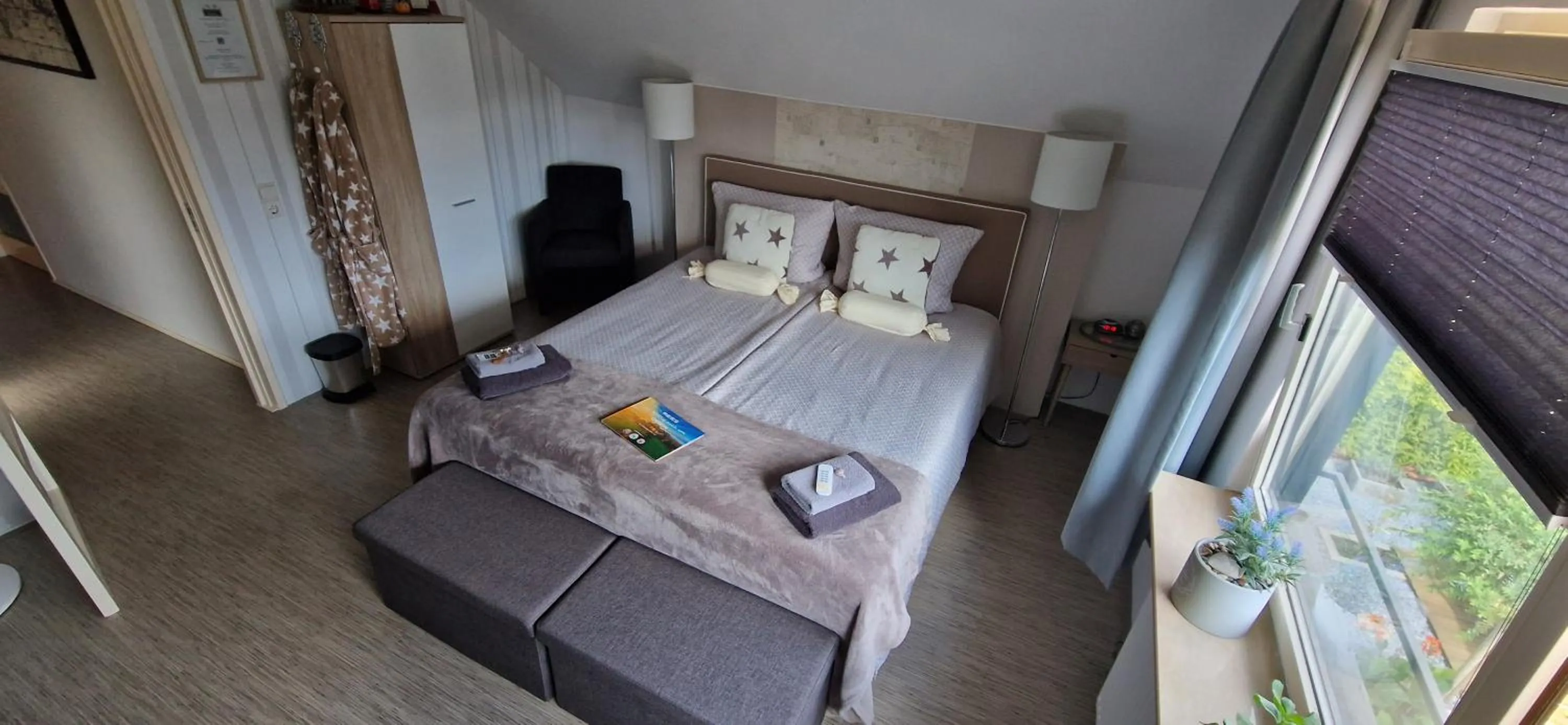 Bedroom, Bed in Bed & Breakfast Ravelin