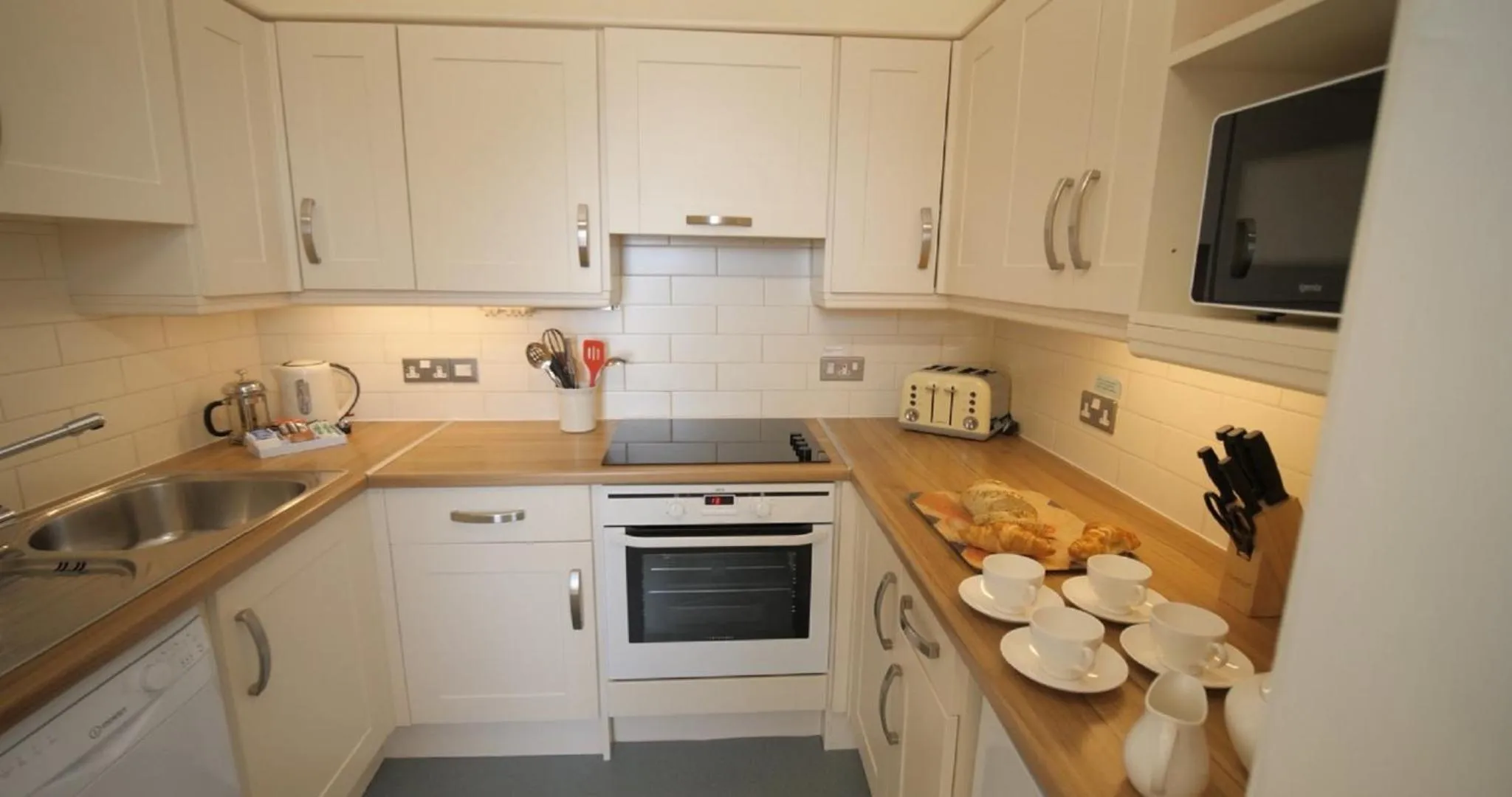 kitchen in The Osborne Apartments