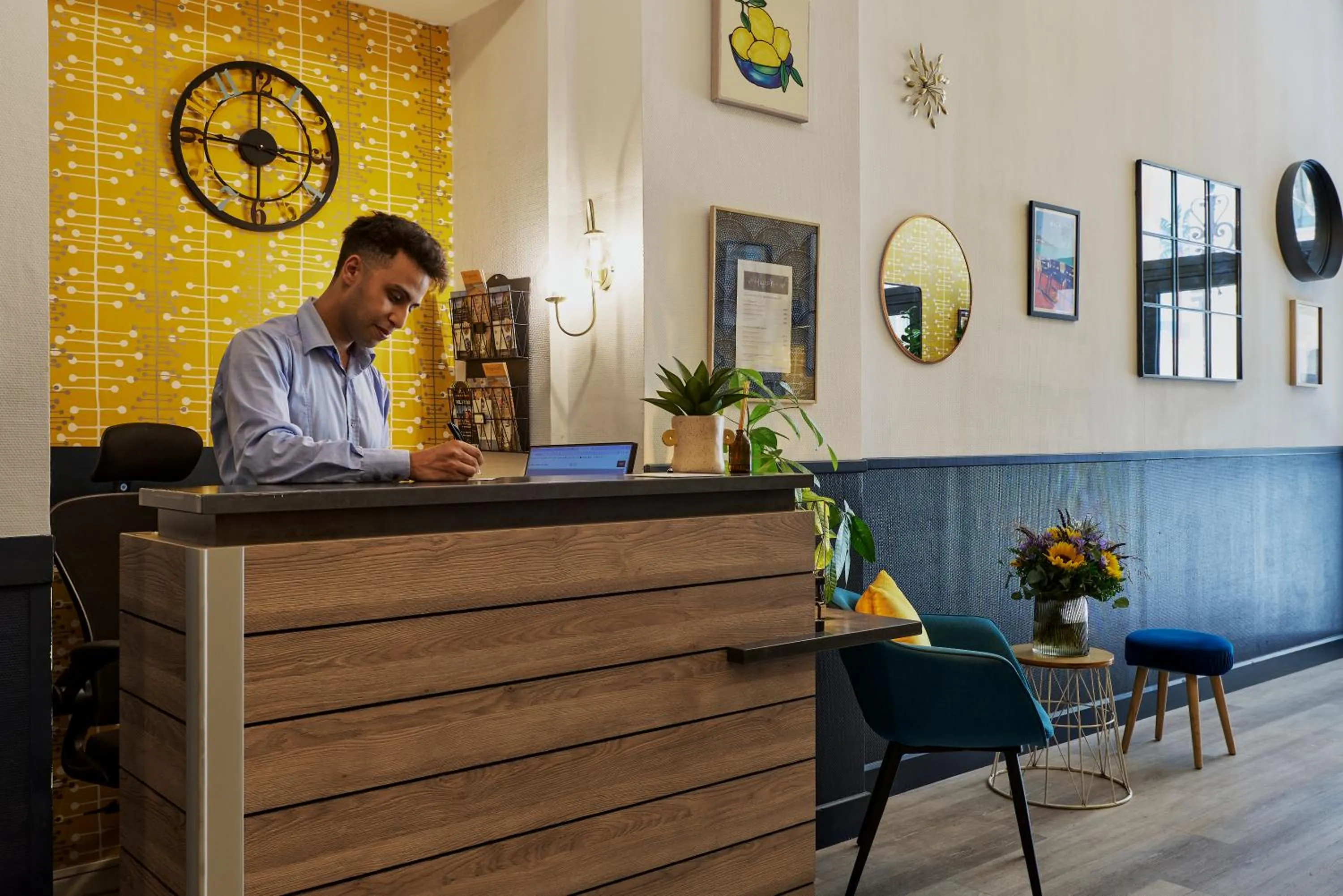 Lobby or reception in Hotel Nap By HappyCulture