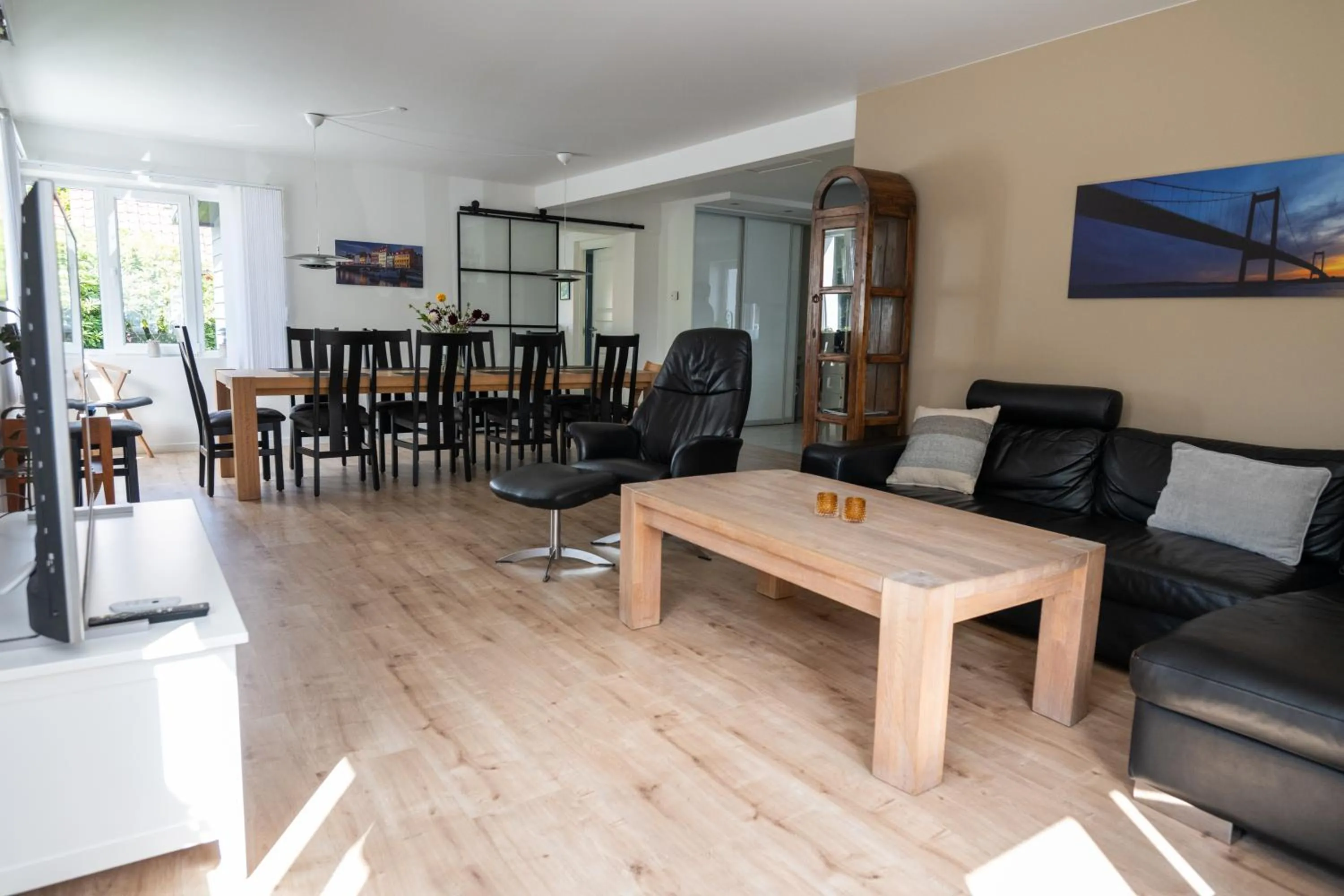 Communal lounge/ TV room in Sdr. Omme Bed & Breakfast