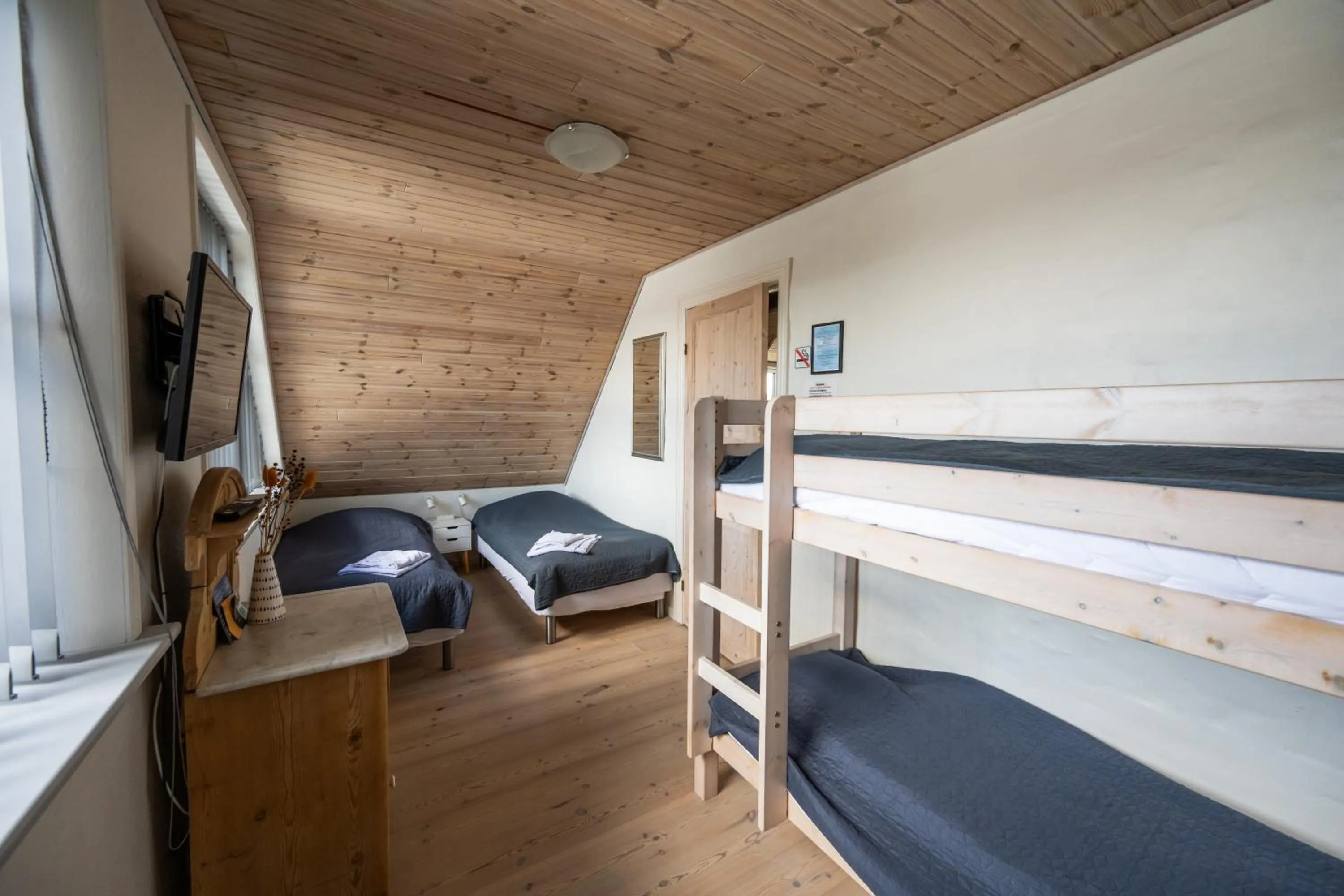 Photo of the whole room, Bed in Sdr. Omme Bed & Breakfast