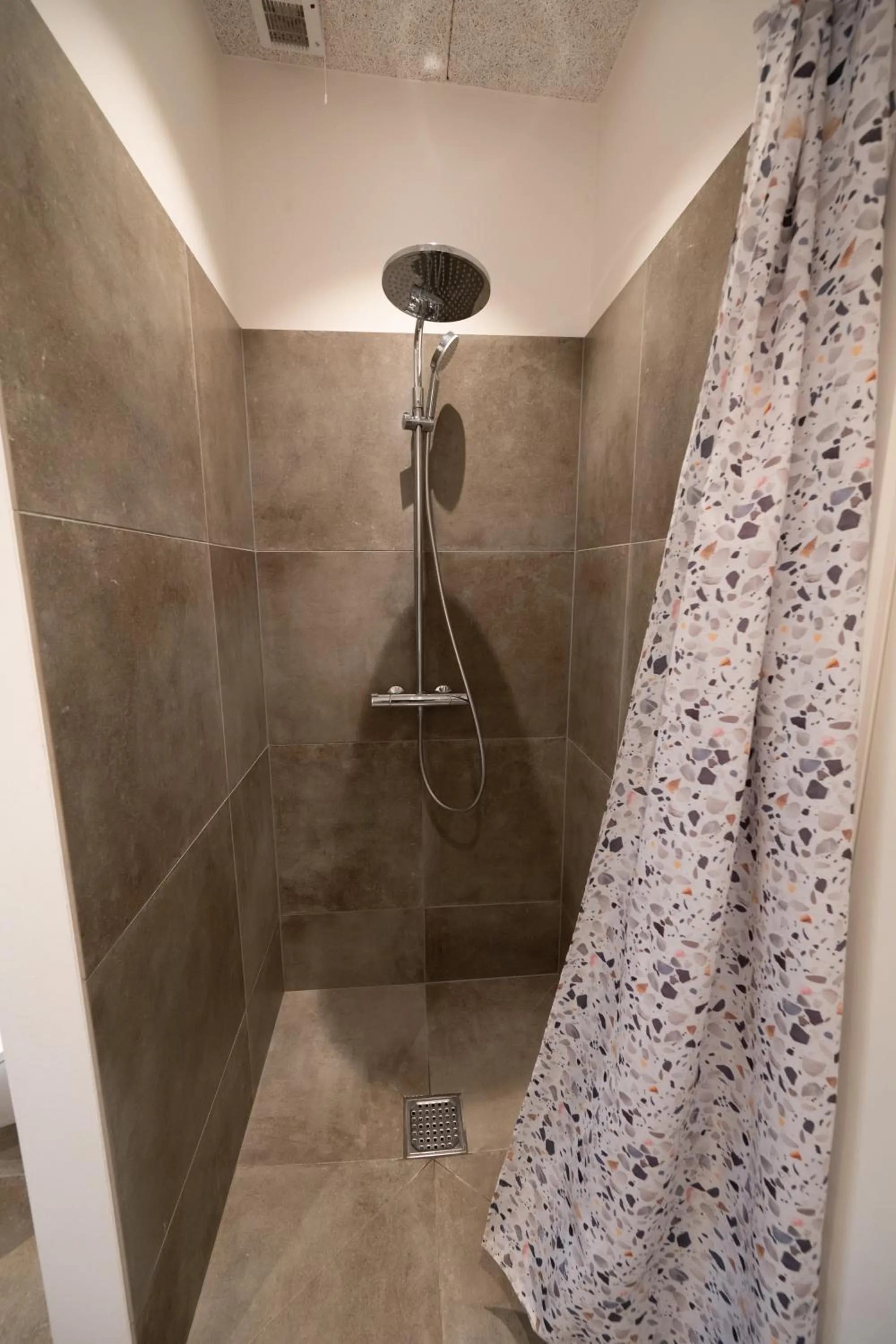 Bathroom in Sdr. Omme Bed & Breakfast