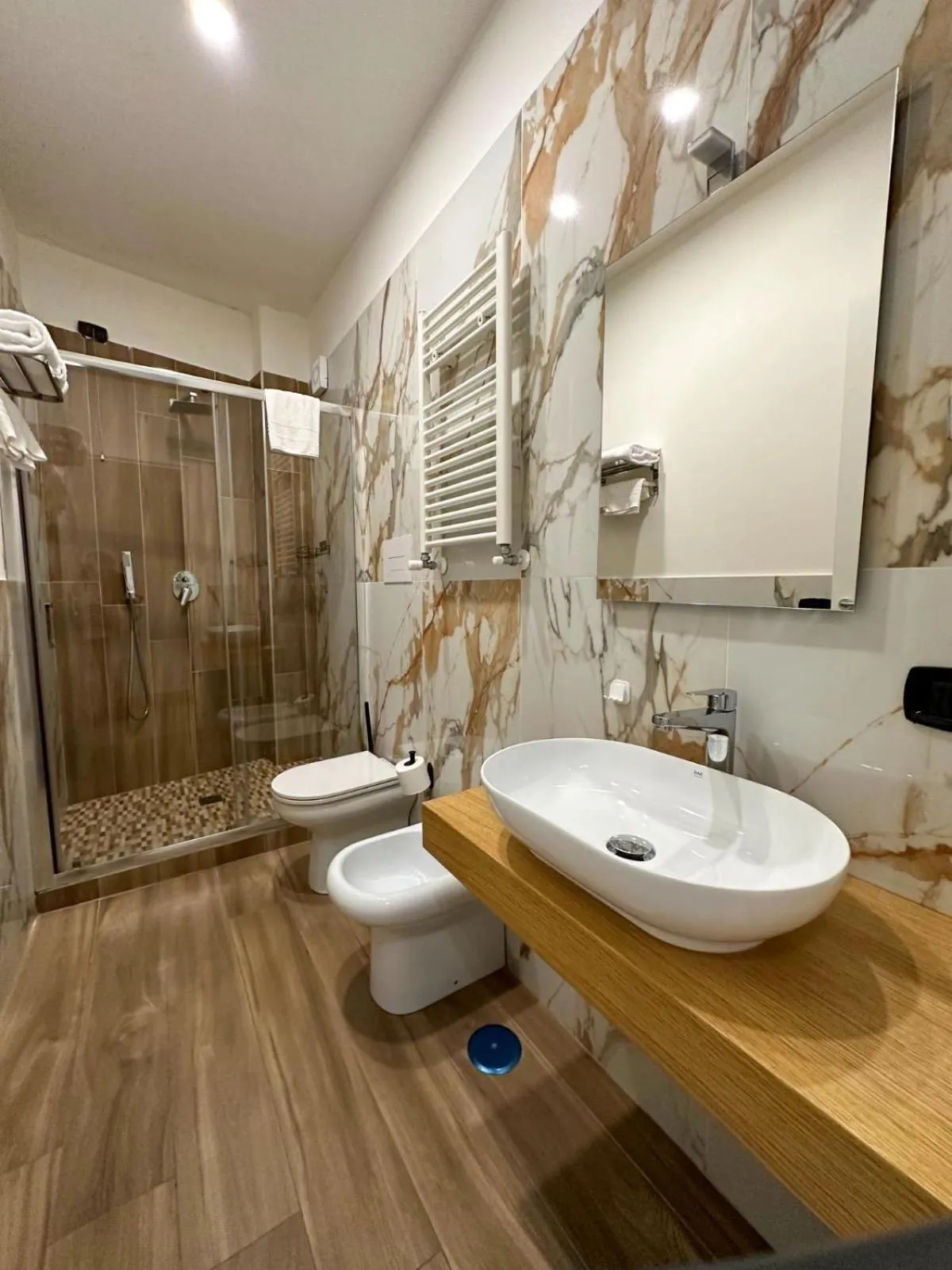 Shower in Hotel Barbato