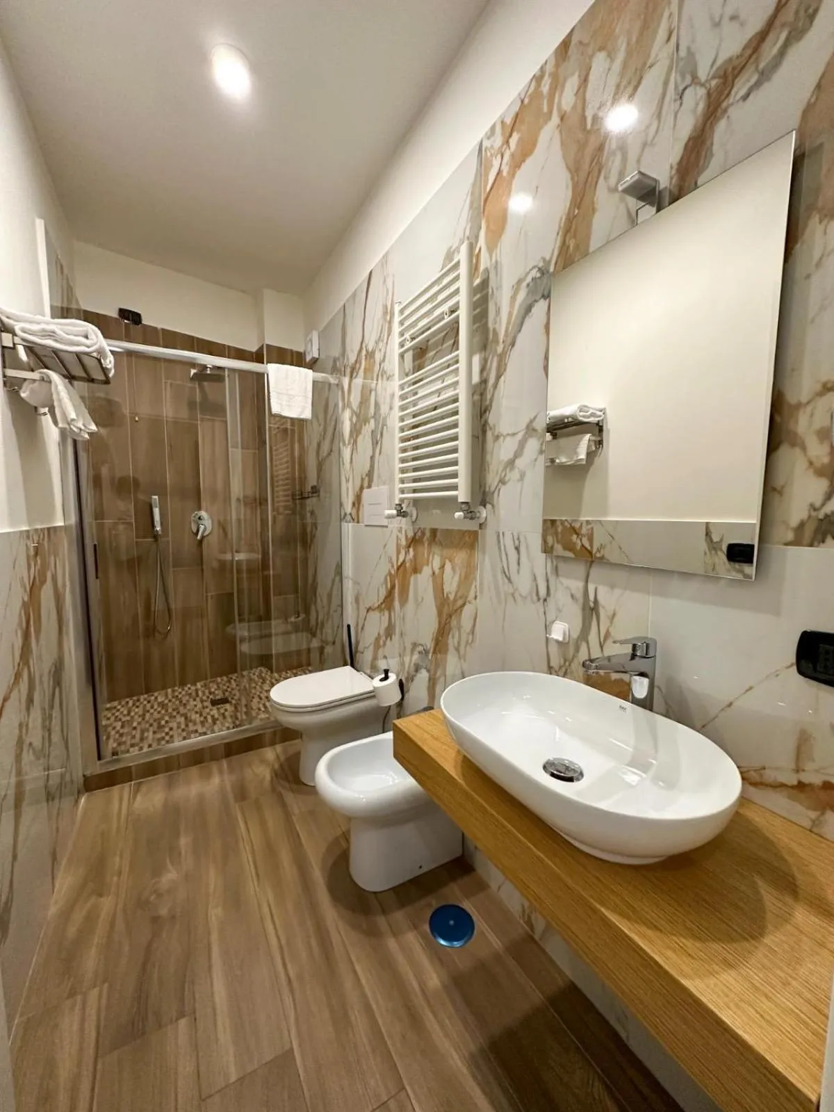 Shower in Hotel Barbato