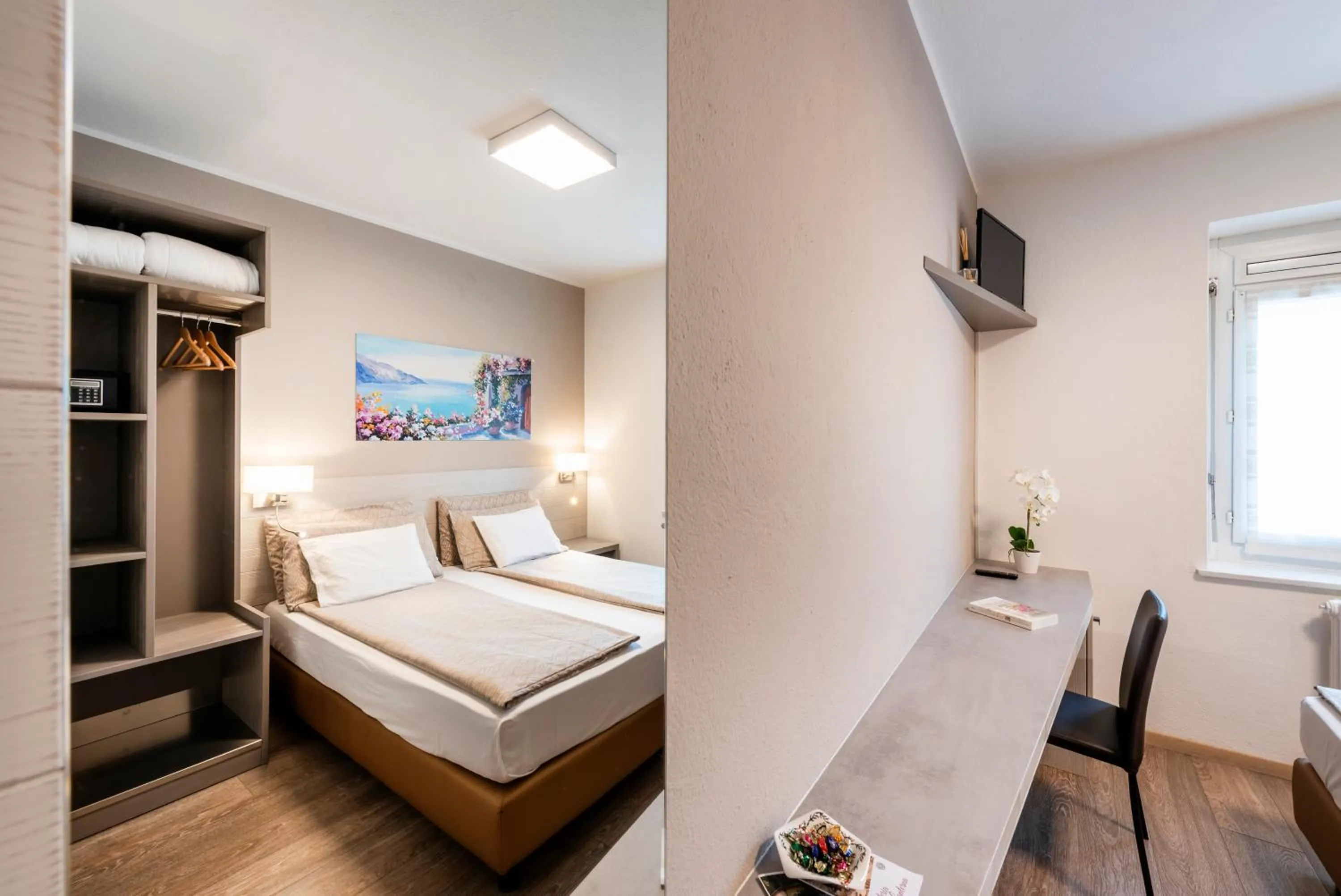 Photo of the whole room, Bed in Albergo Ristorante Svizzero