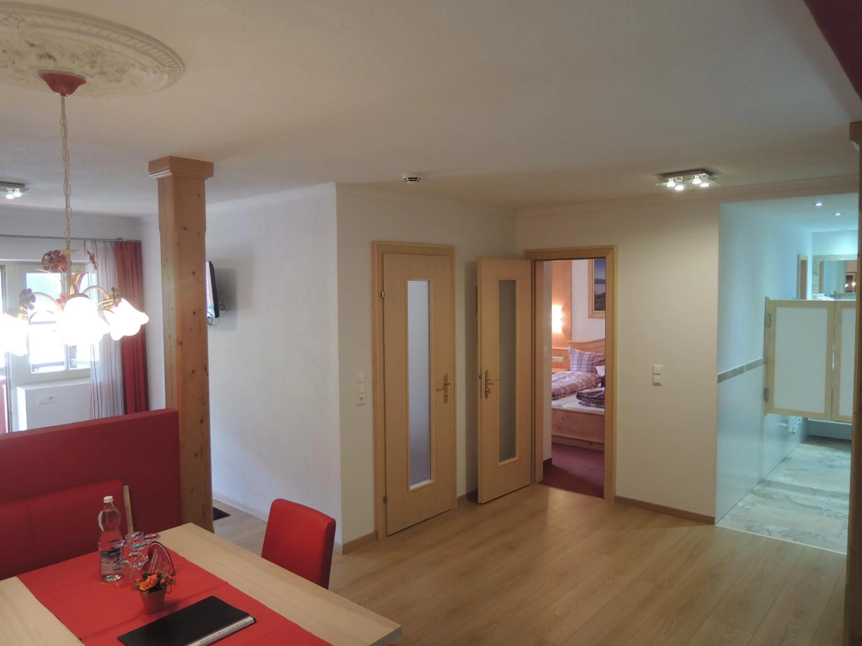 Dining area in Ferienwohnungen Starchenthof - Wildschönau, Premiumcard inclusive