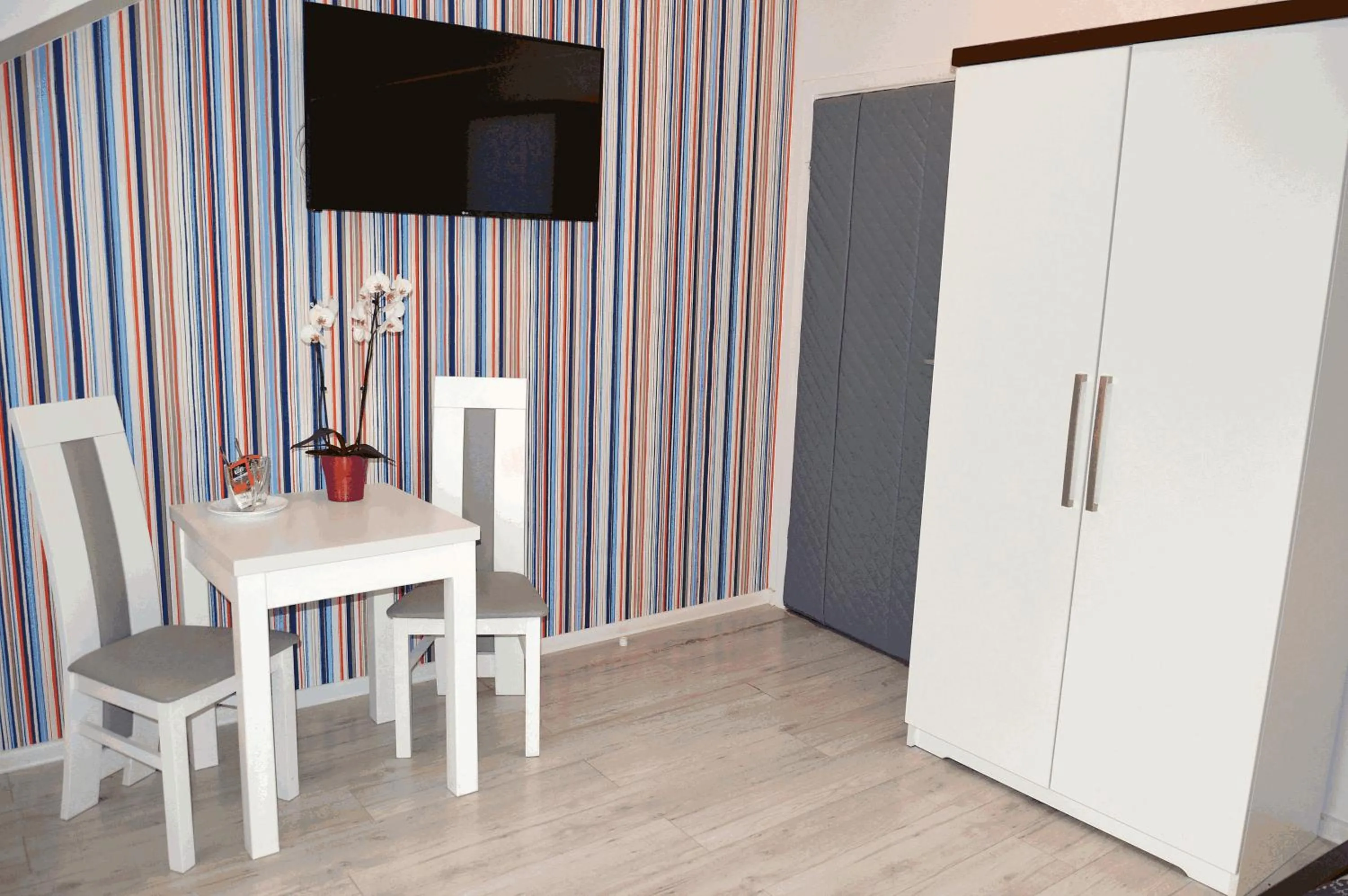 Photo of the whole room in Cracow Central Aparthotel