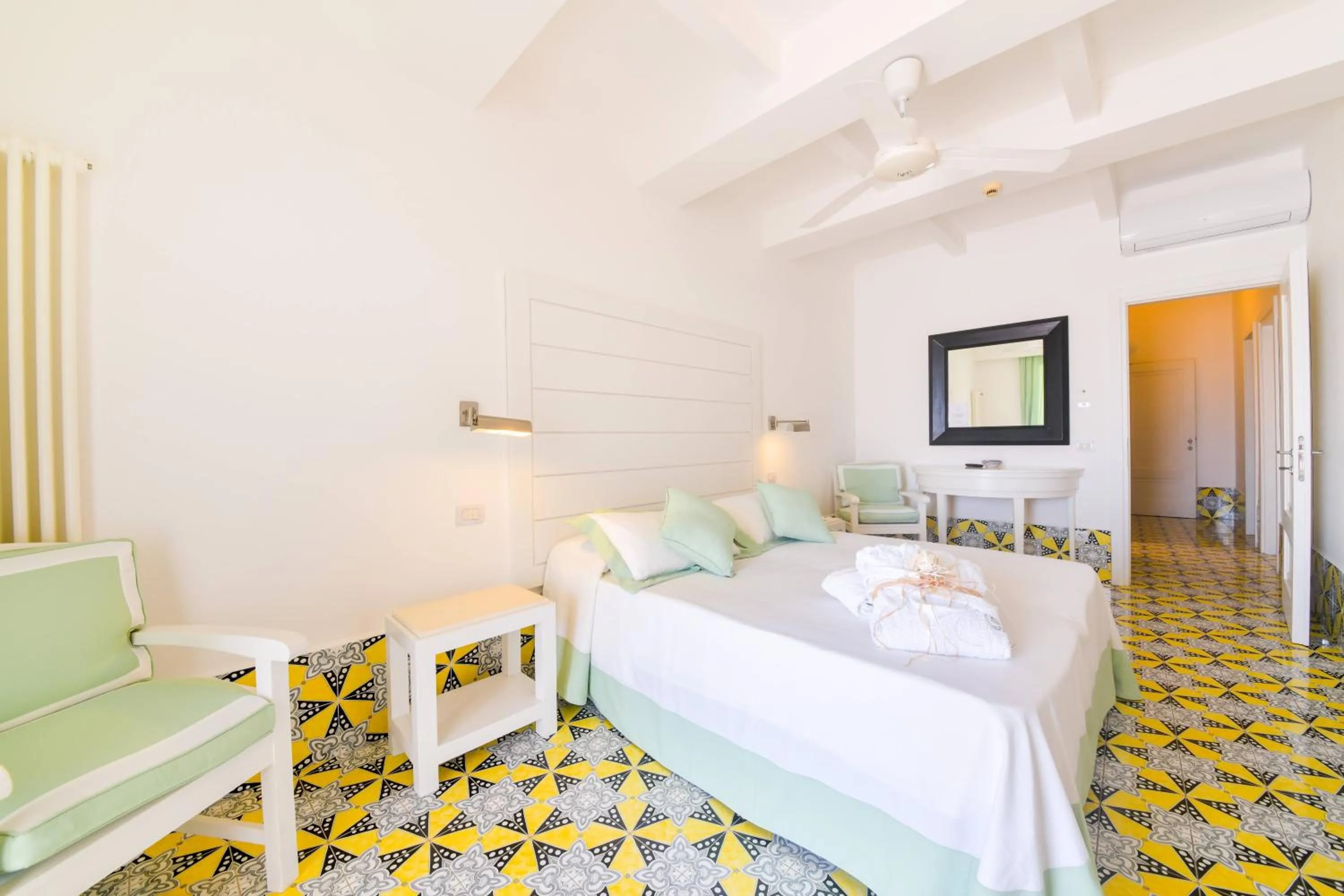 Photo of the whole room, Bed in Hotel Casa Celestino