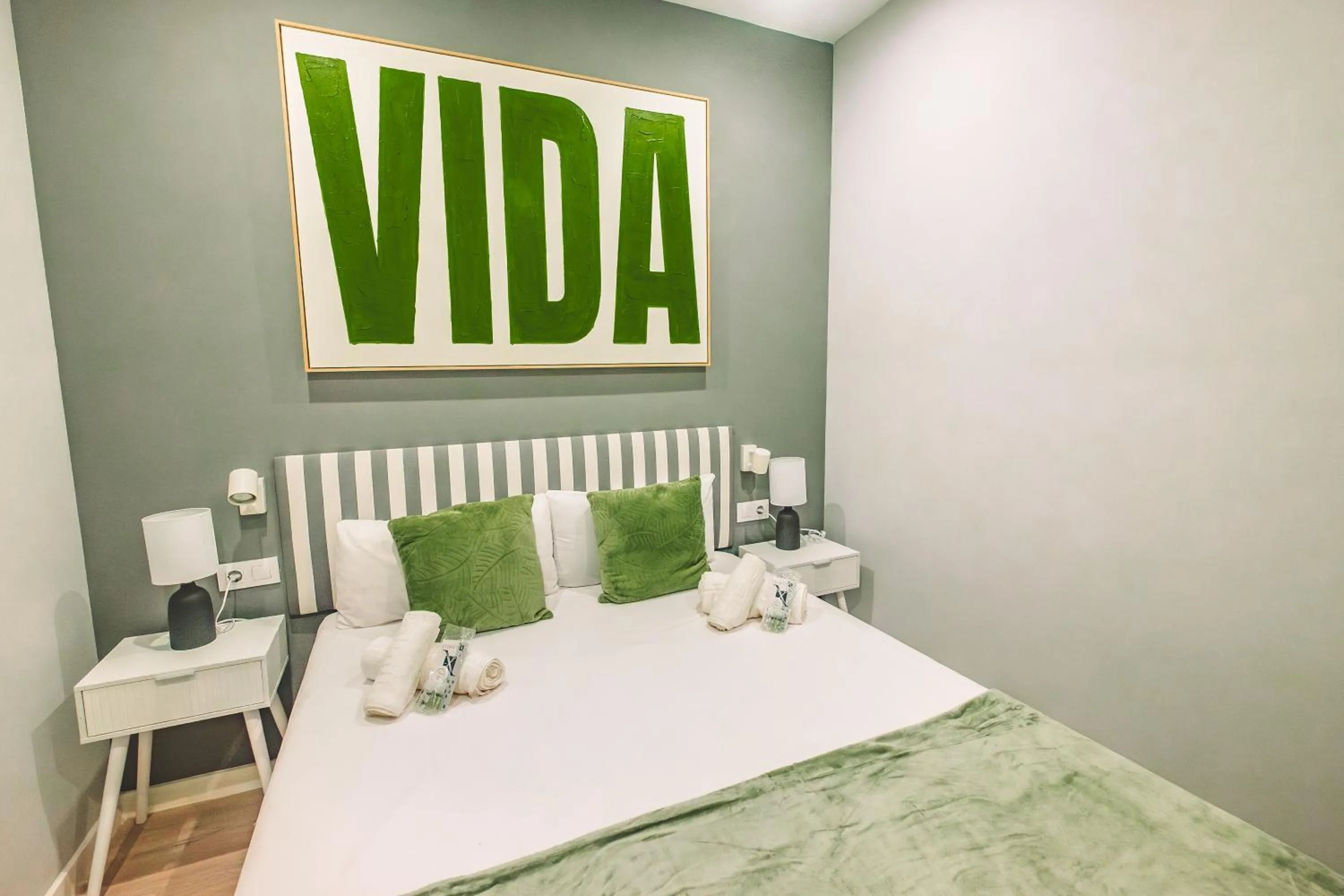 Bed in Fira Rooms Barcelona Hospitalet