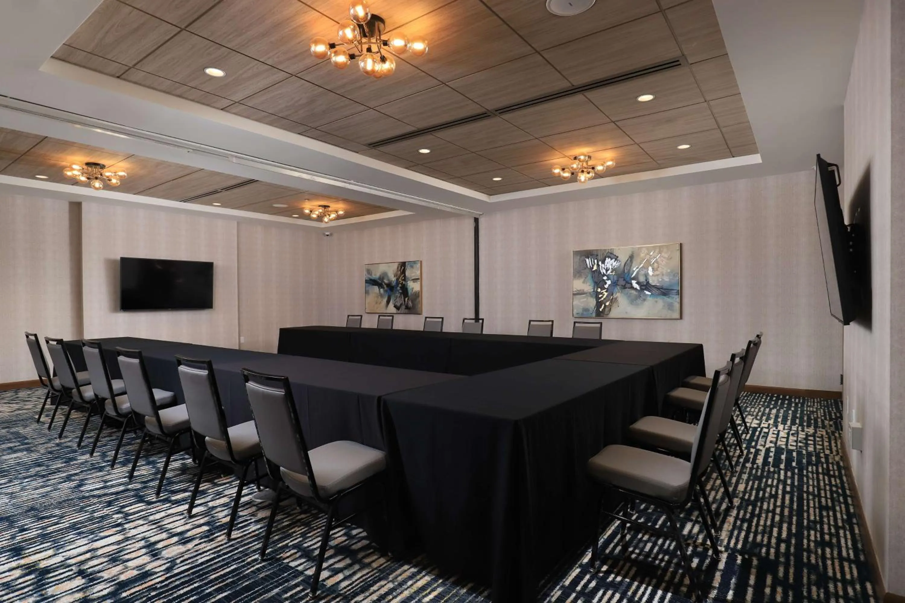 Meeting/conference room in Doubletree By Hilton Battle Creek