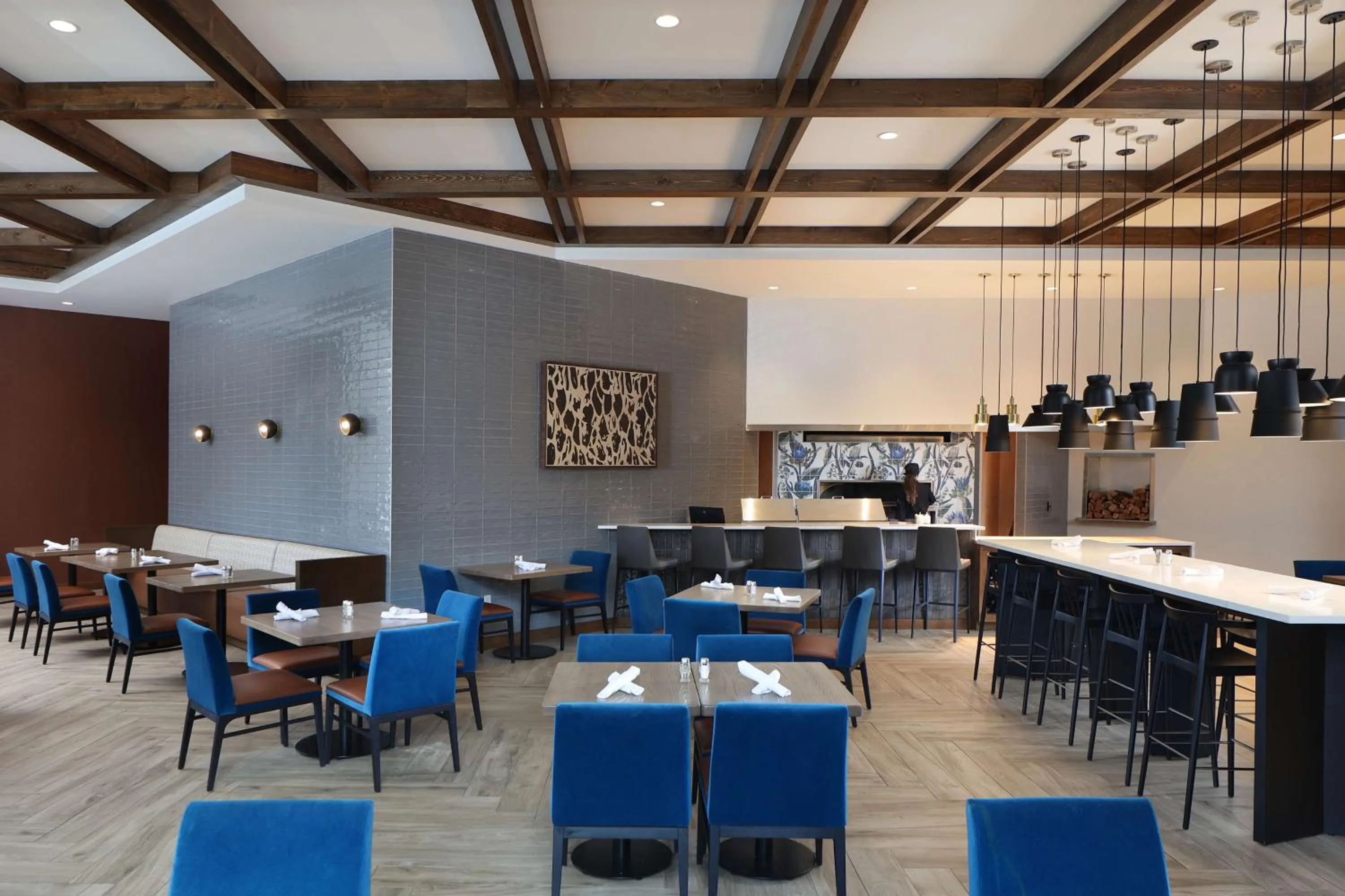 Restaurant/places to eat in Doubletree By Hilton Battle Creek