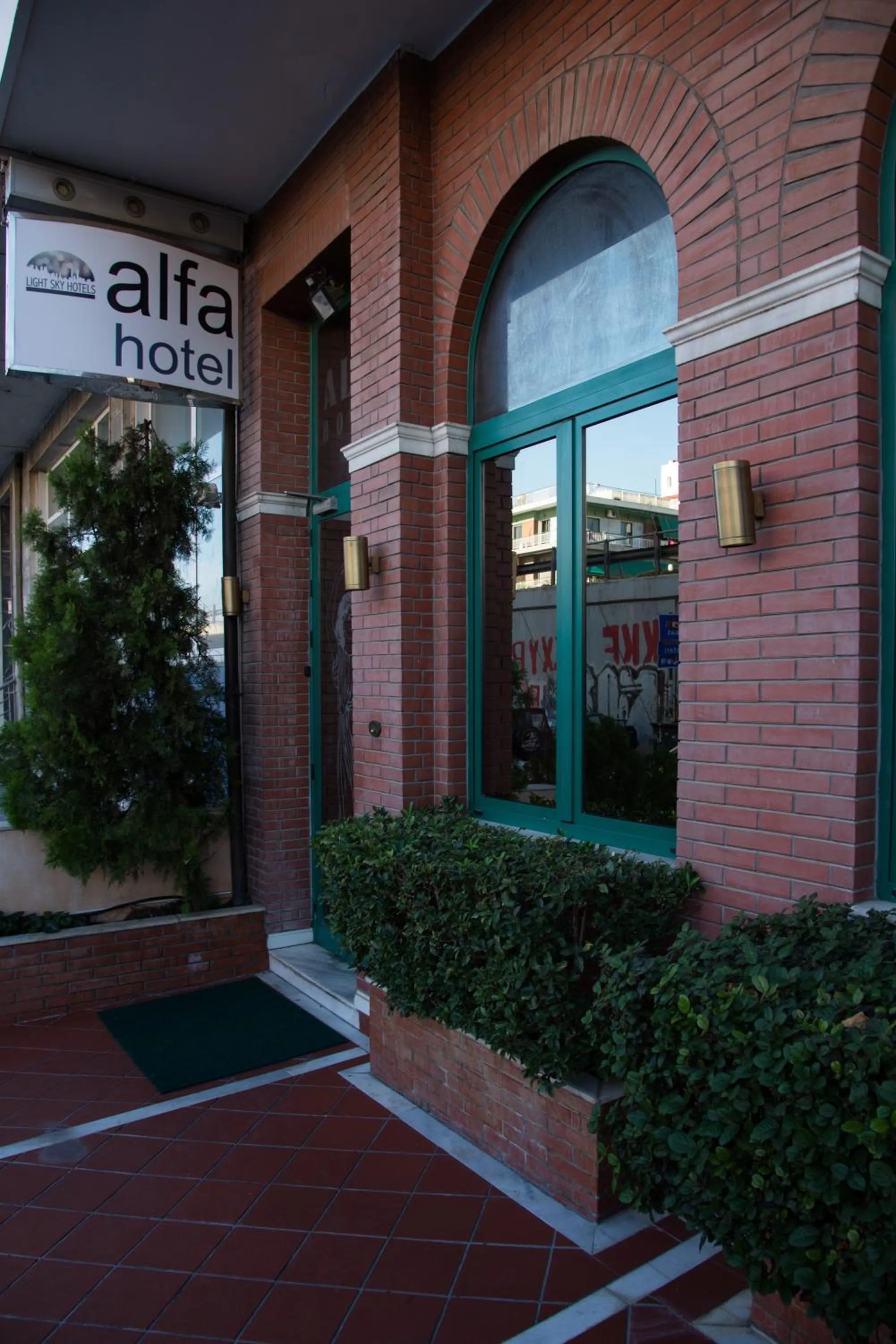 Facade/entrance in Alfa Hotel