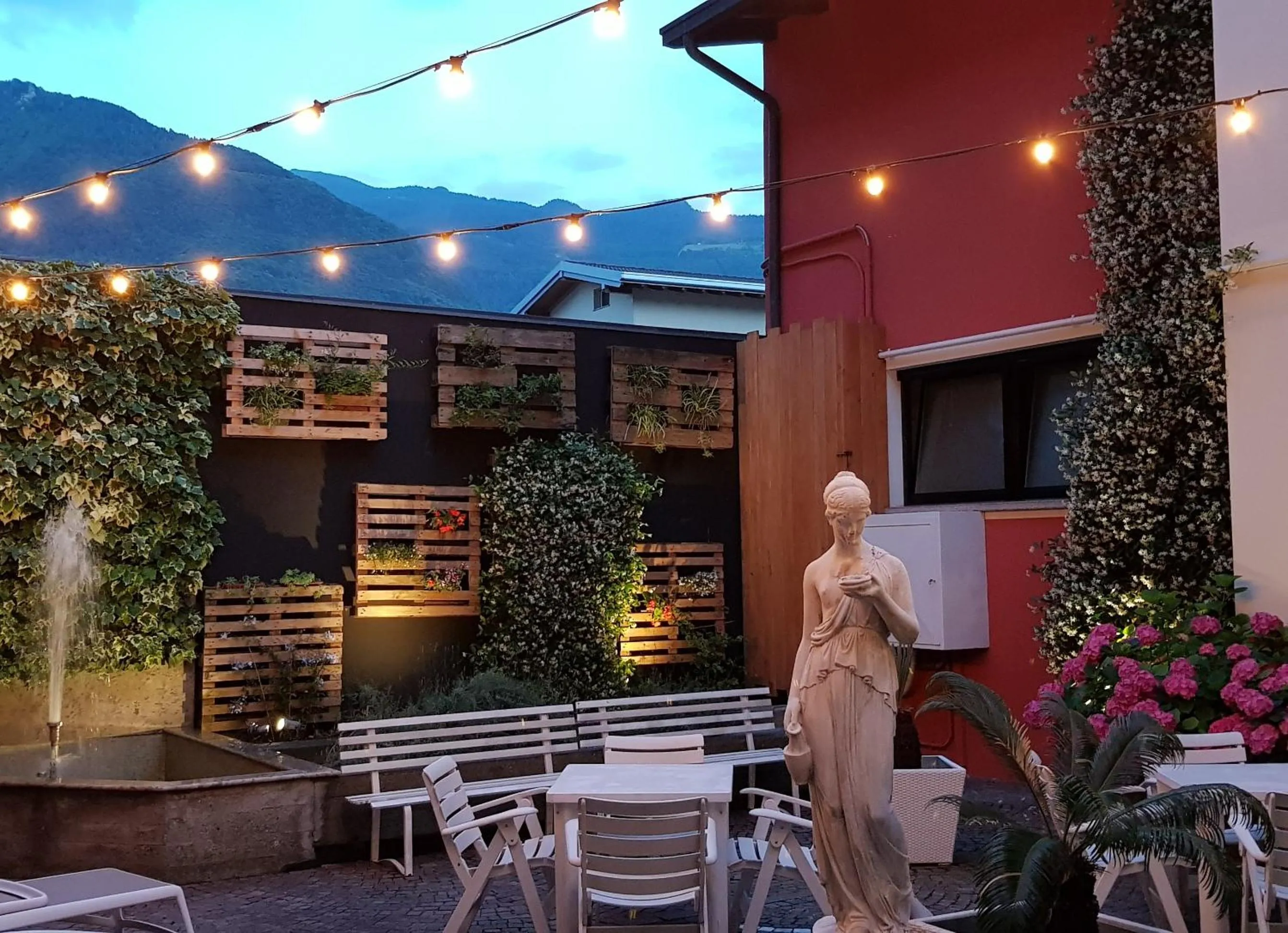 Garden in Hotel Diana