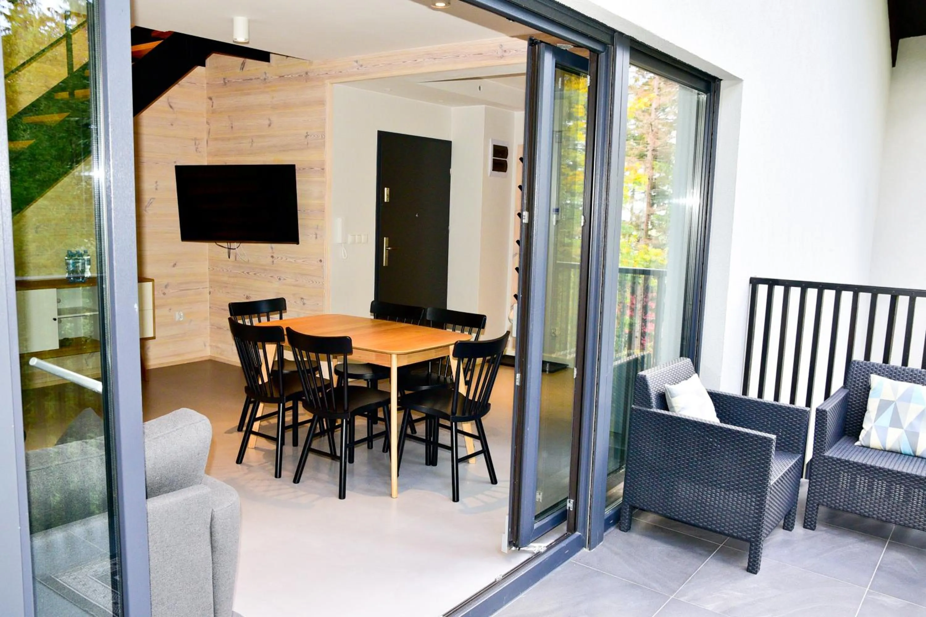 Apartament Dwupoziomowy z Sauną - Apartamentuj