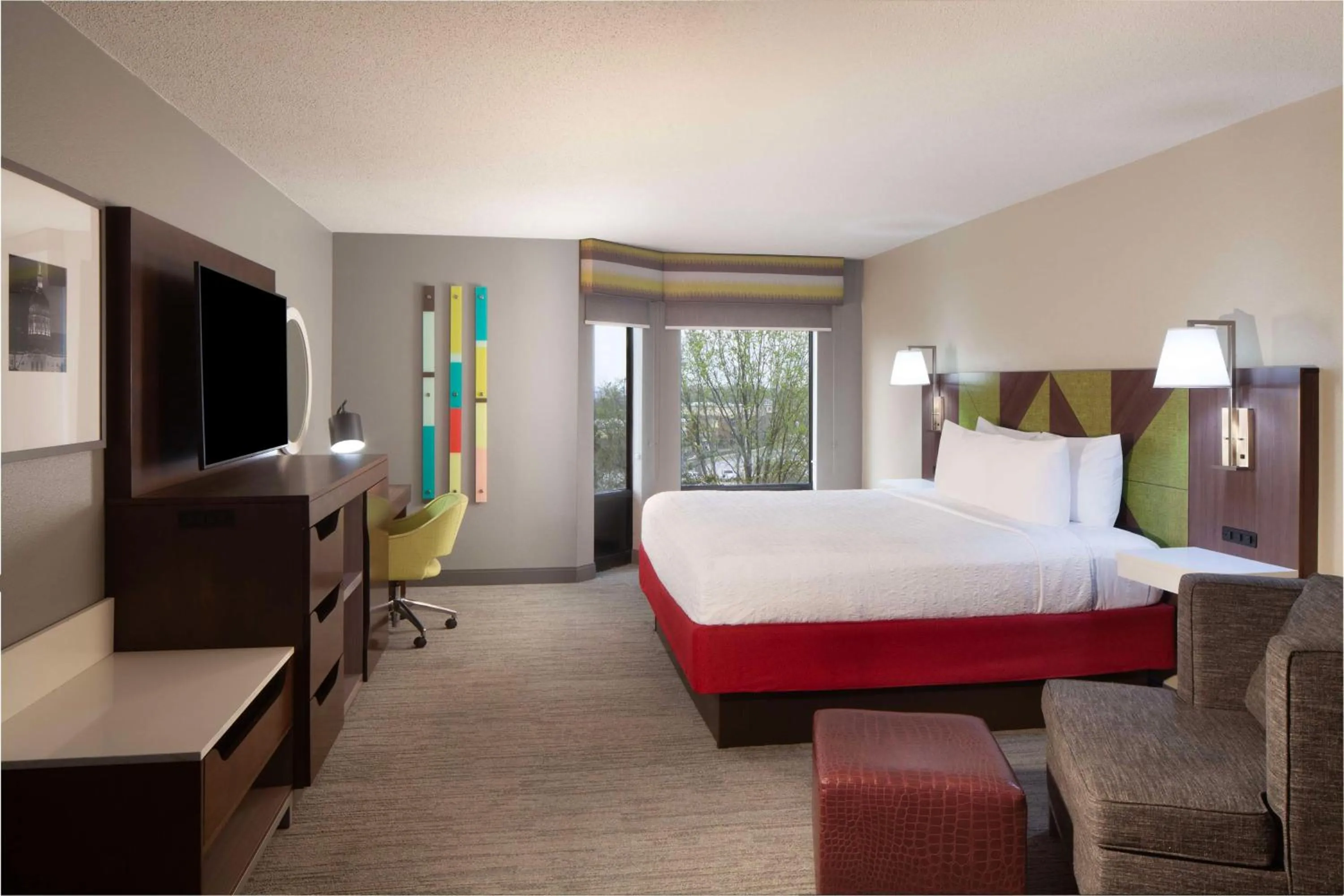 Bed in Hampton Inn & Suites-Atlanta Airport North-I-85