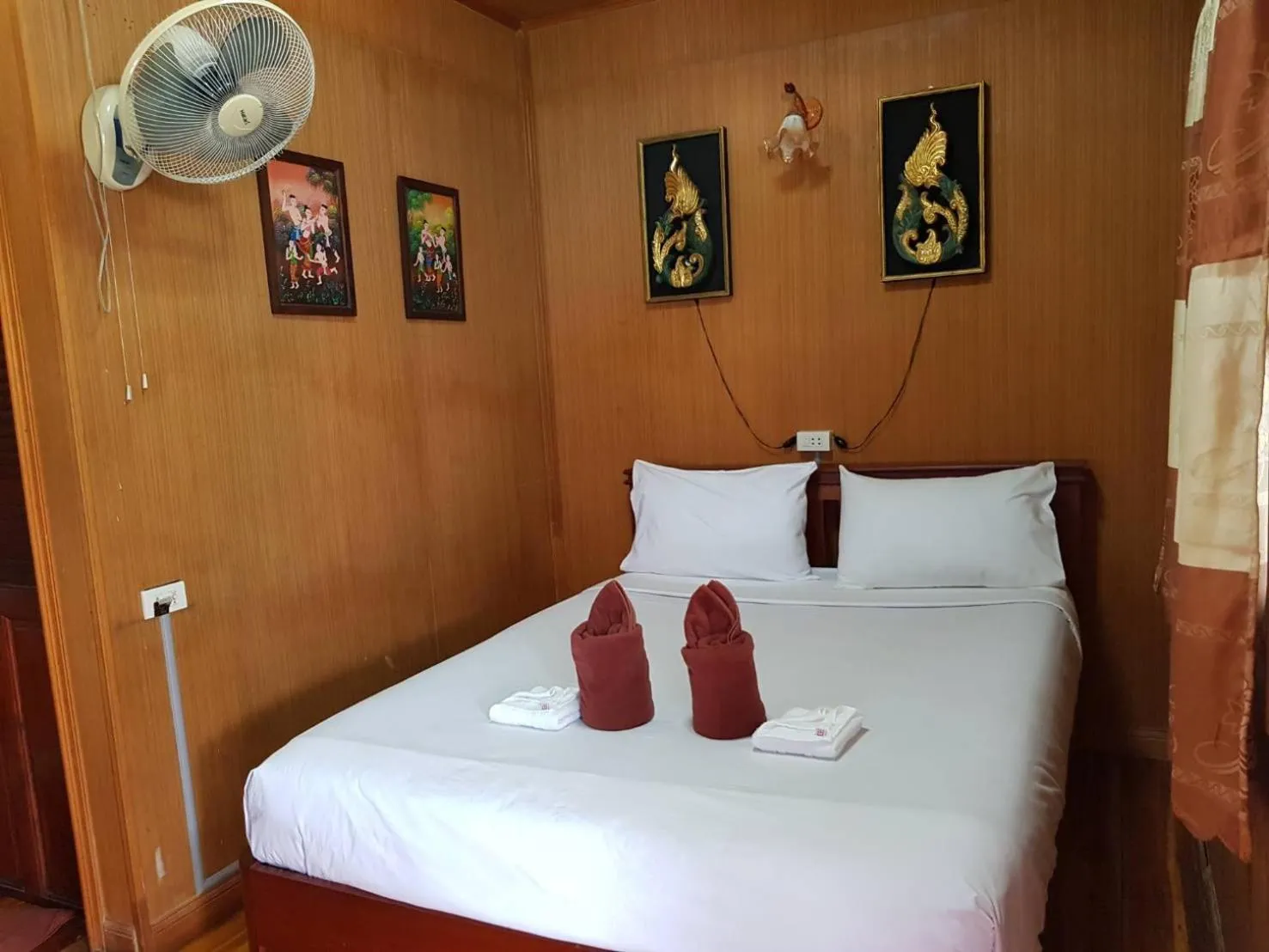 Property building, Bed in Noble Night Guesthouse