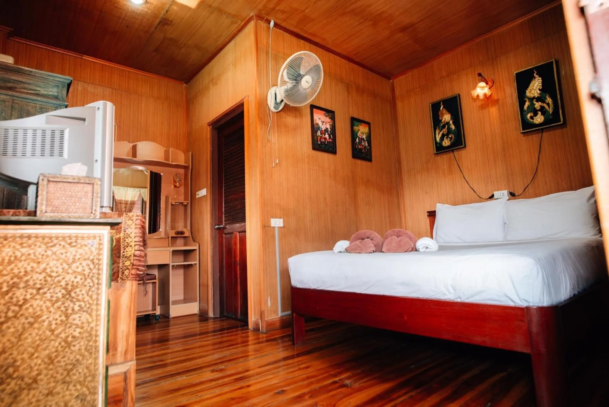 Bed in Noble Night Guesthouse