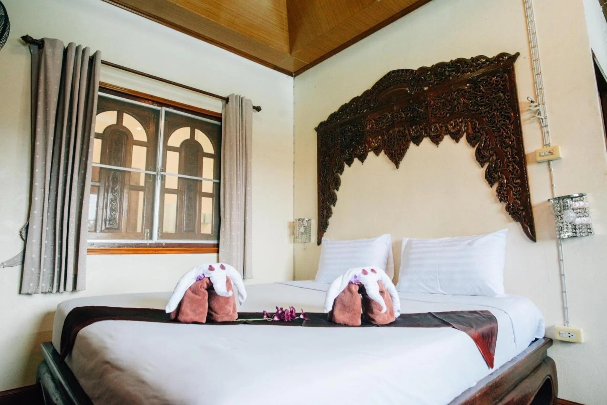 Bed in Noble Night Guesthouse