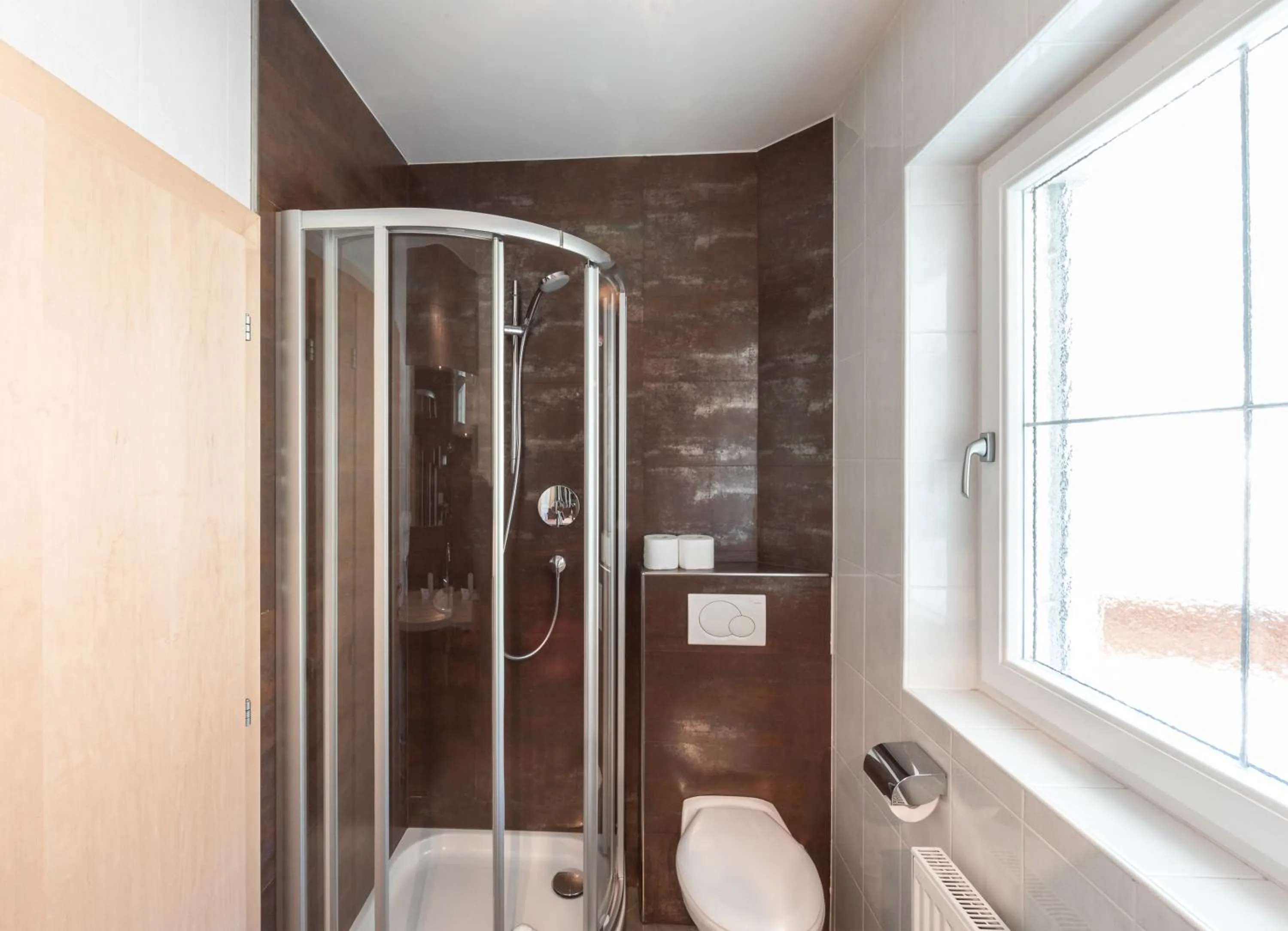 Shower in Hotel Appartement Haus Gitschberg
