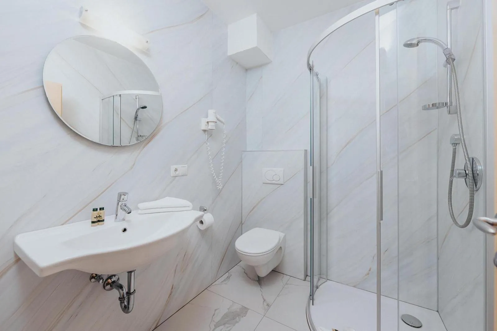 Bathroom in Hotel Appartement Haus Gitschberg