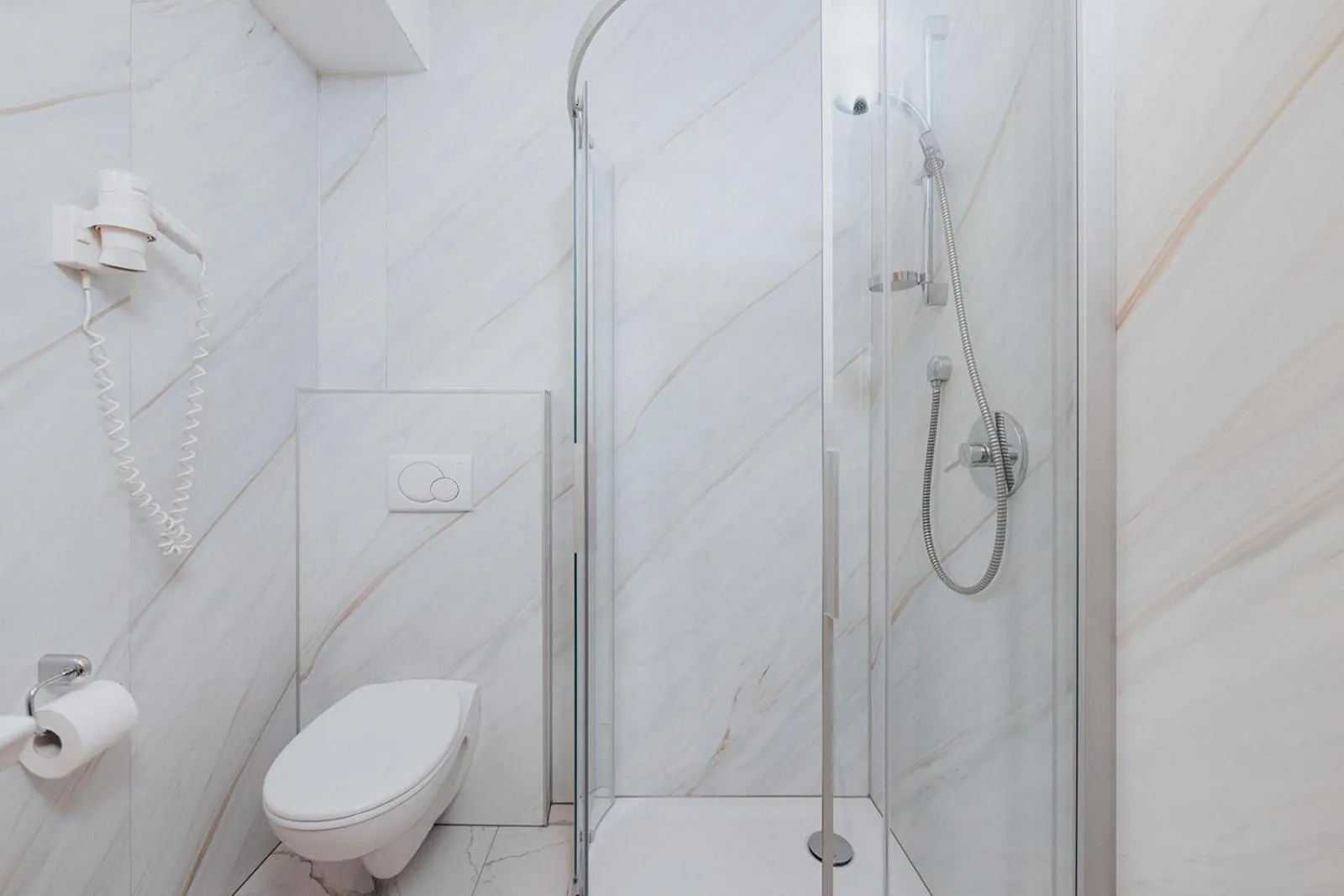 Bathroom in Hotel Appartement Haus Gitschberg