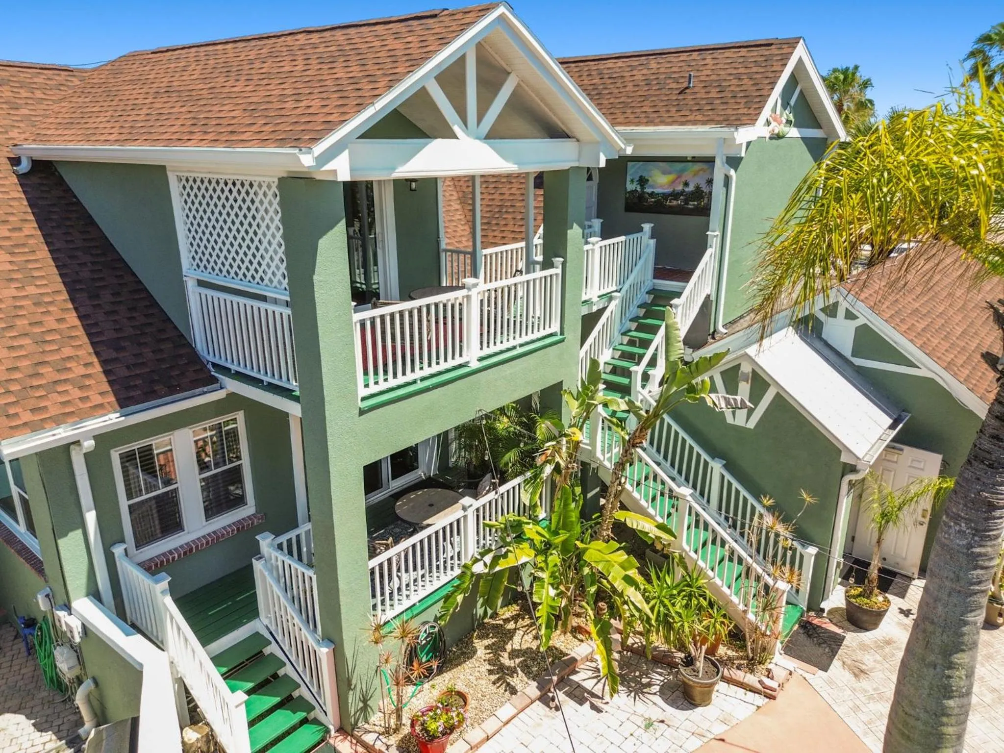 Sea Breeze Manor Inn