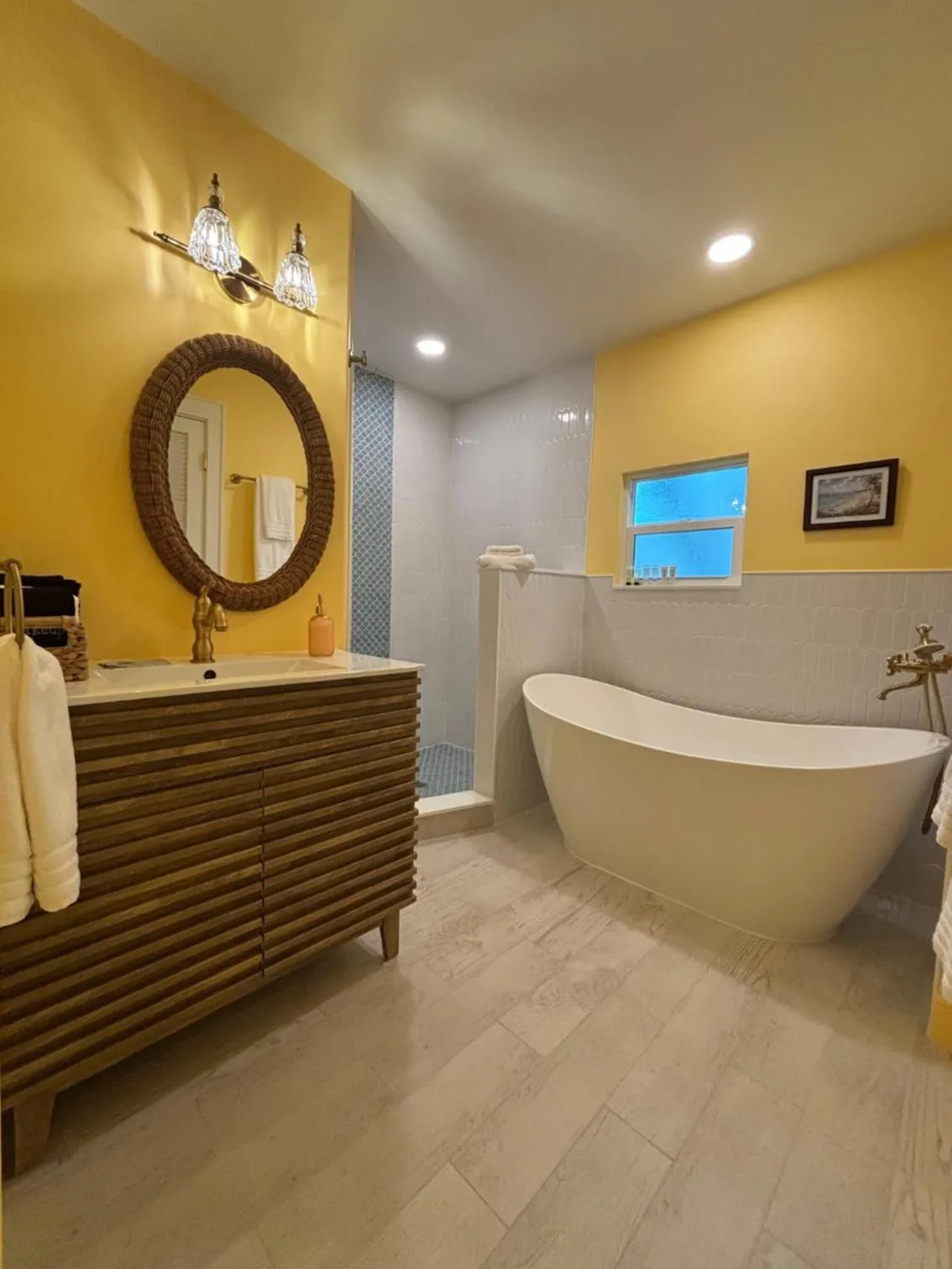 Sea Breeze Manor Inn