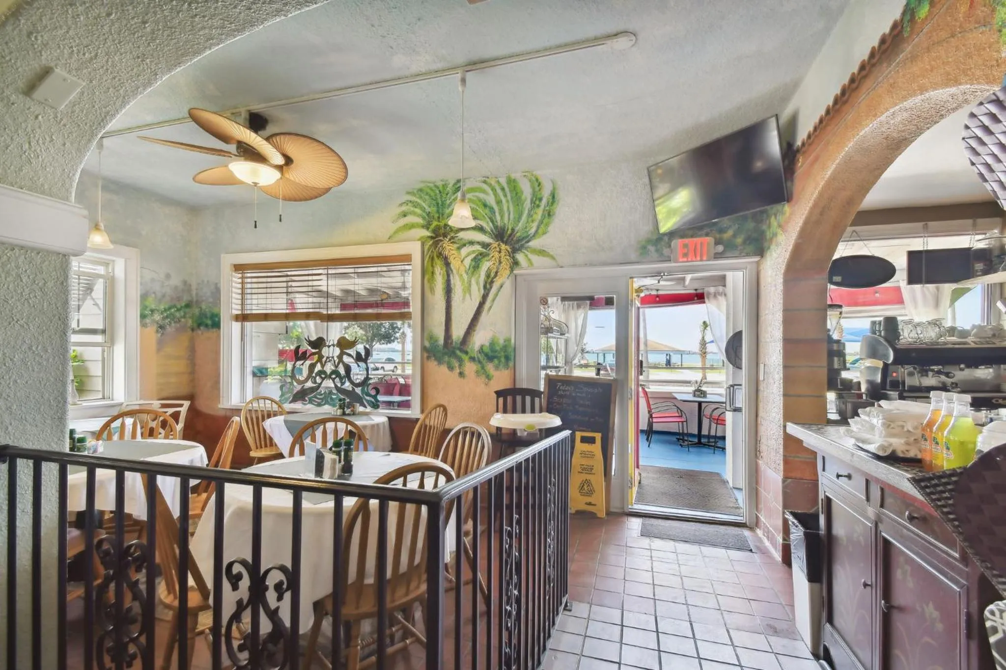 Sea Breeze Manor Inn