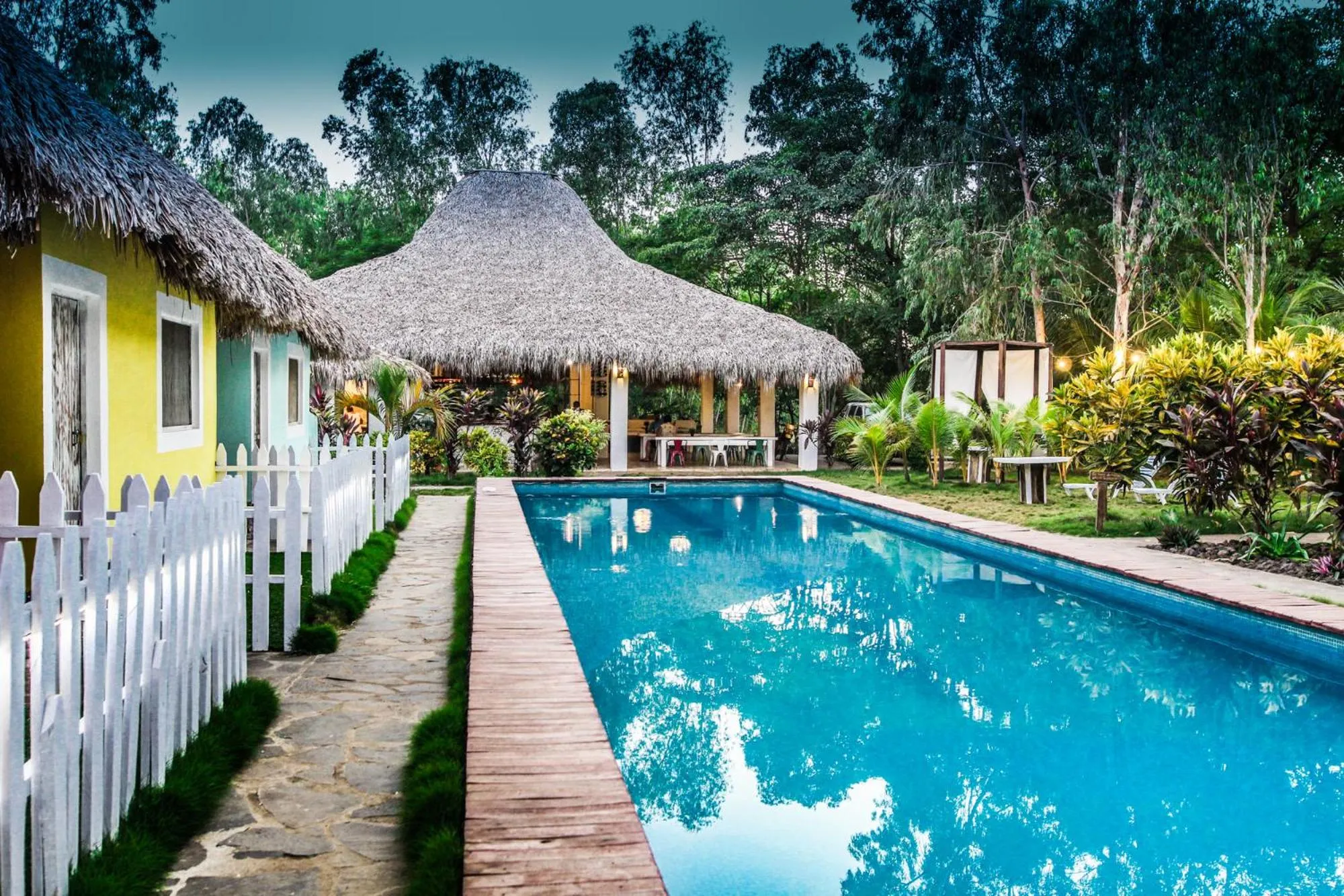 Swimming pool in Las Dunas Surf Resort
