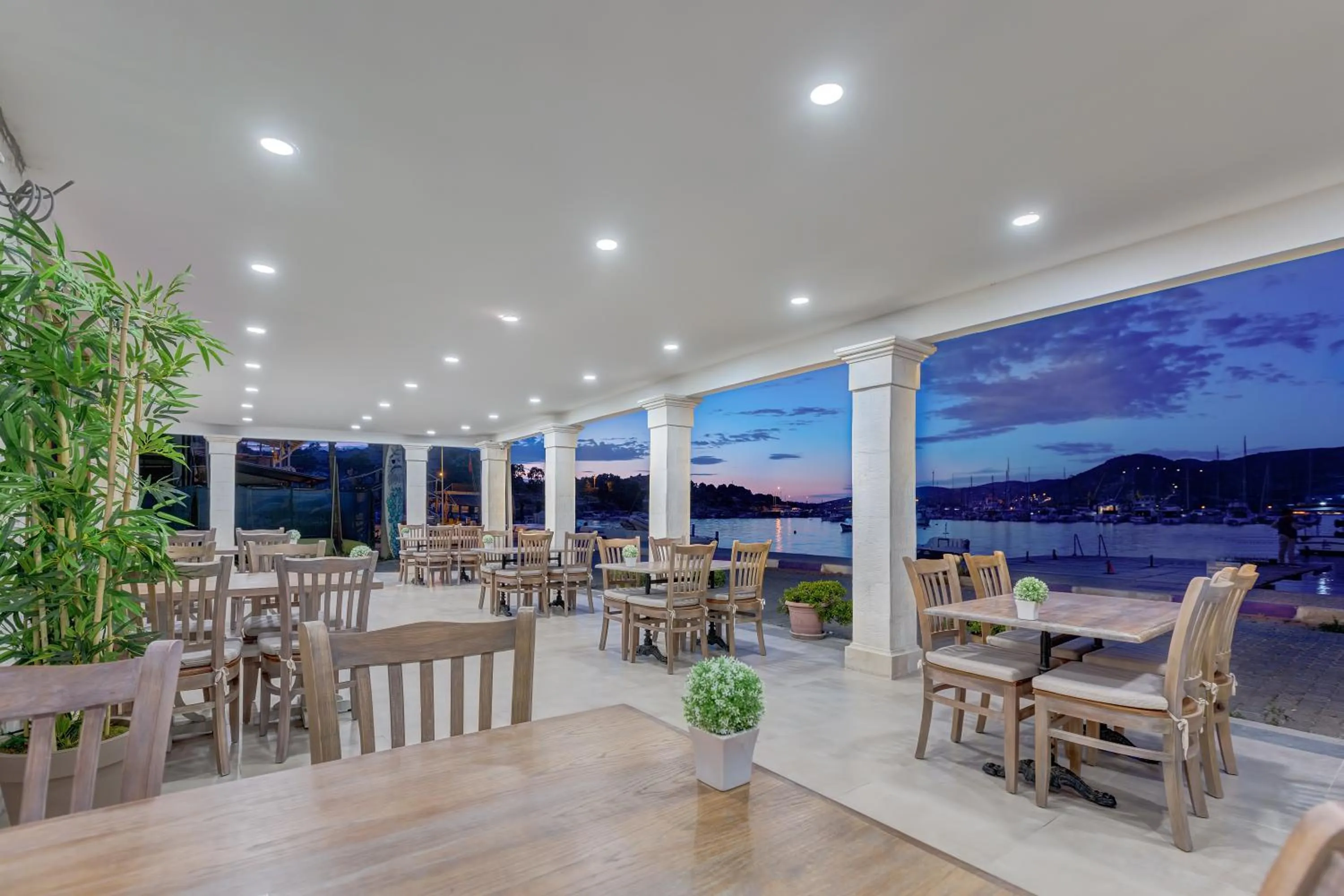 Hanedan Otel Foca Izmir