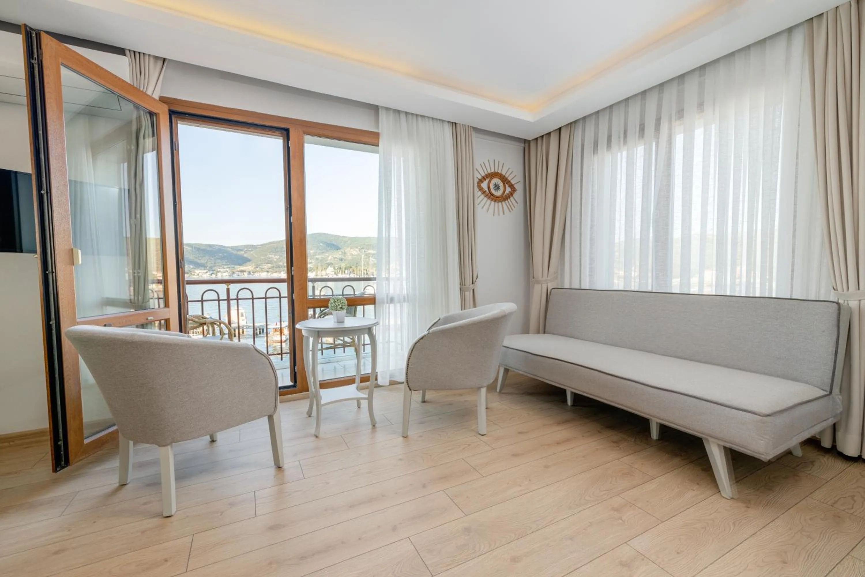 Hanedan Otel Foca Izmir