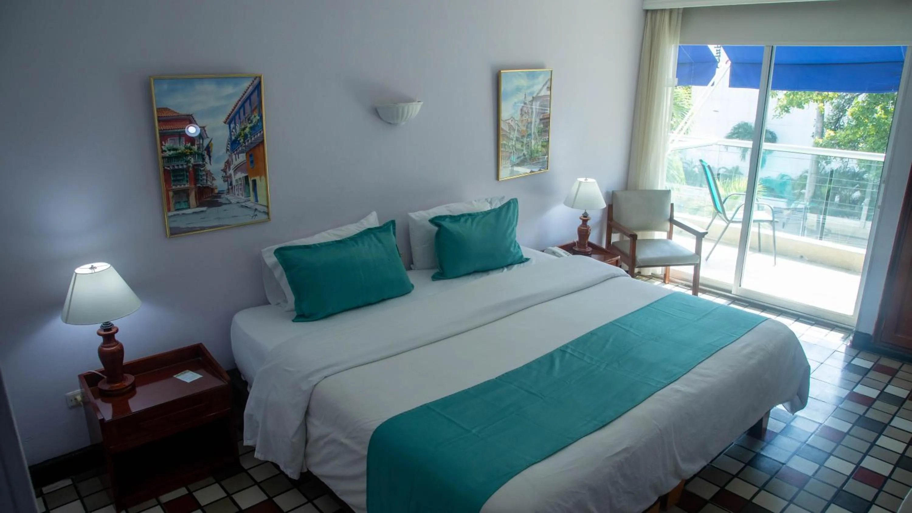 Photo of the whole room, Bed in Hotel Bahia Cartagena