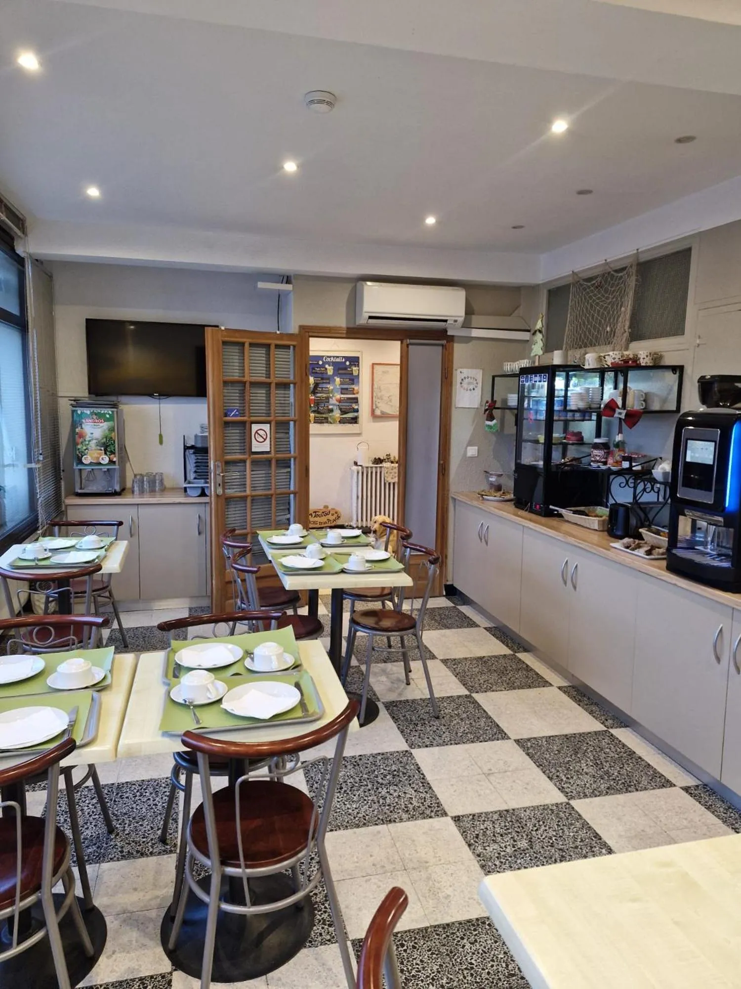 Breakfast in Hotel de la Plage - Barcares