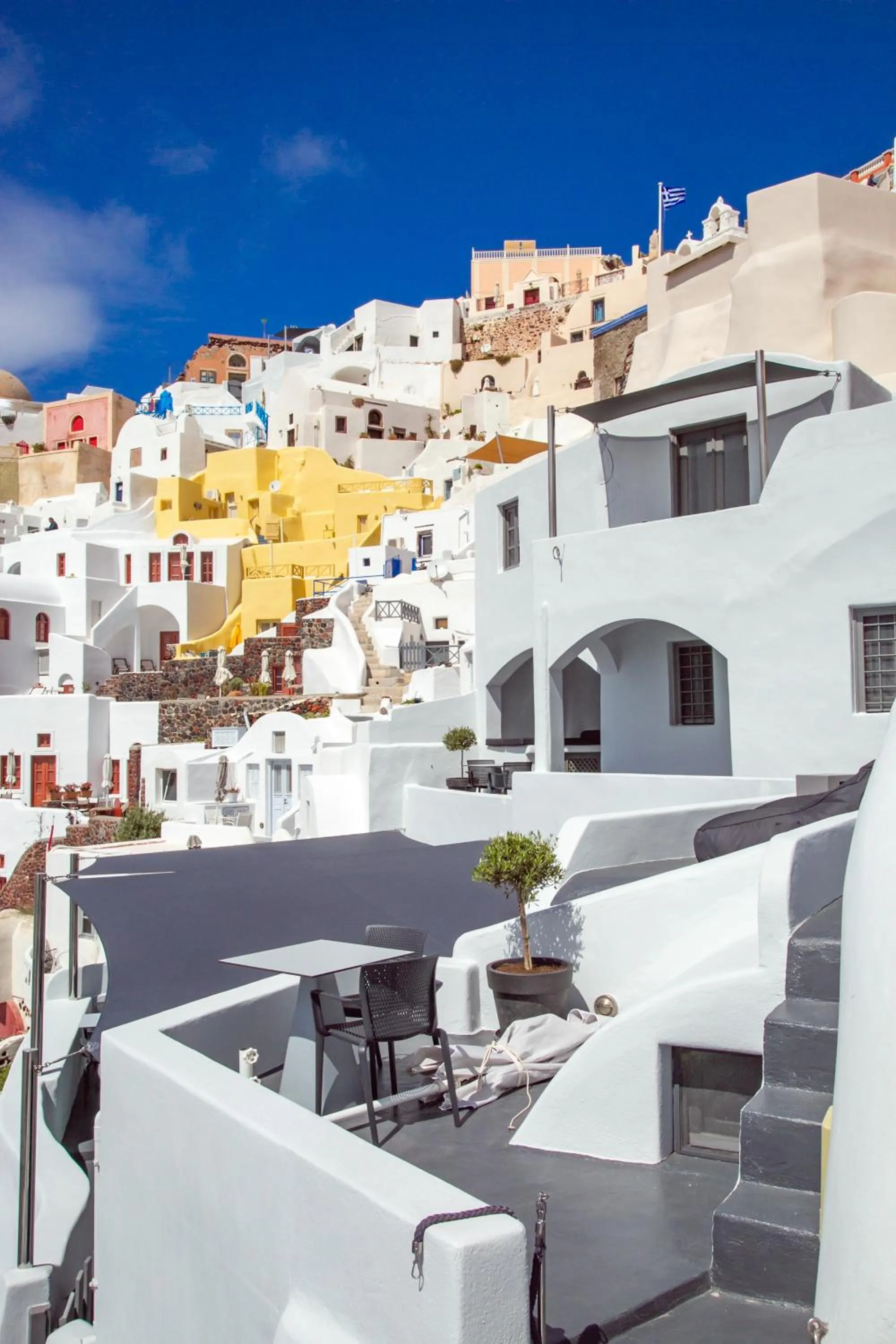 Facade/entrance in Theodora Suites