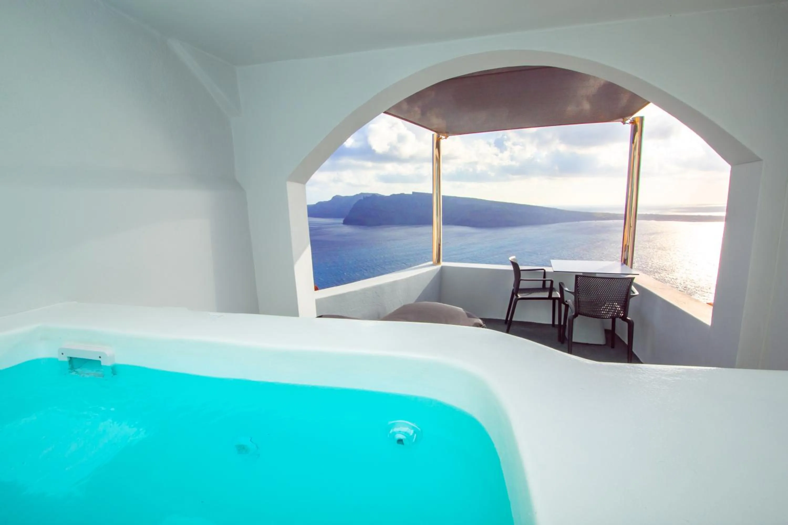 Hot Tub in Theodora Suites