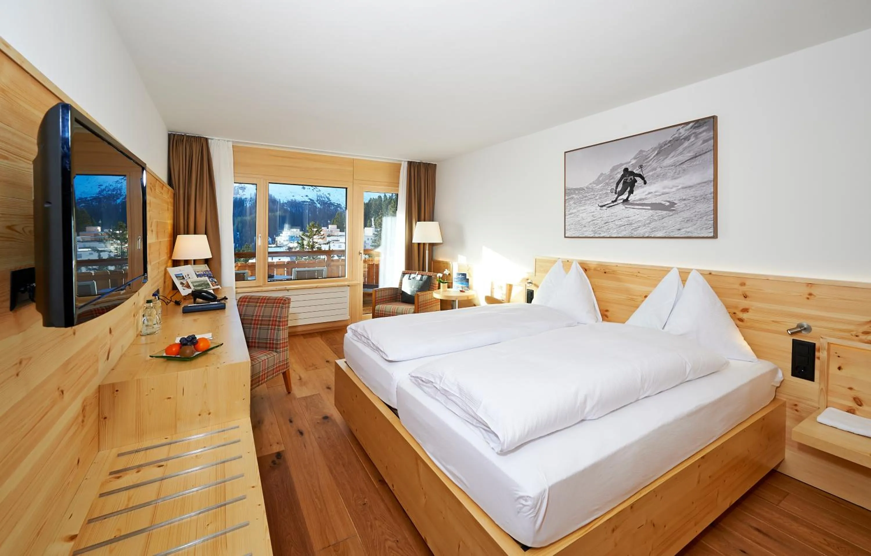 Photo of the whole room, Bed in Waldhotel Arosa