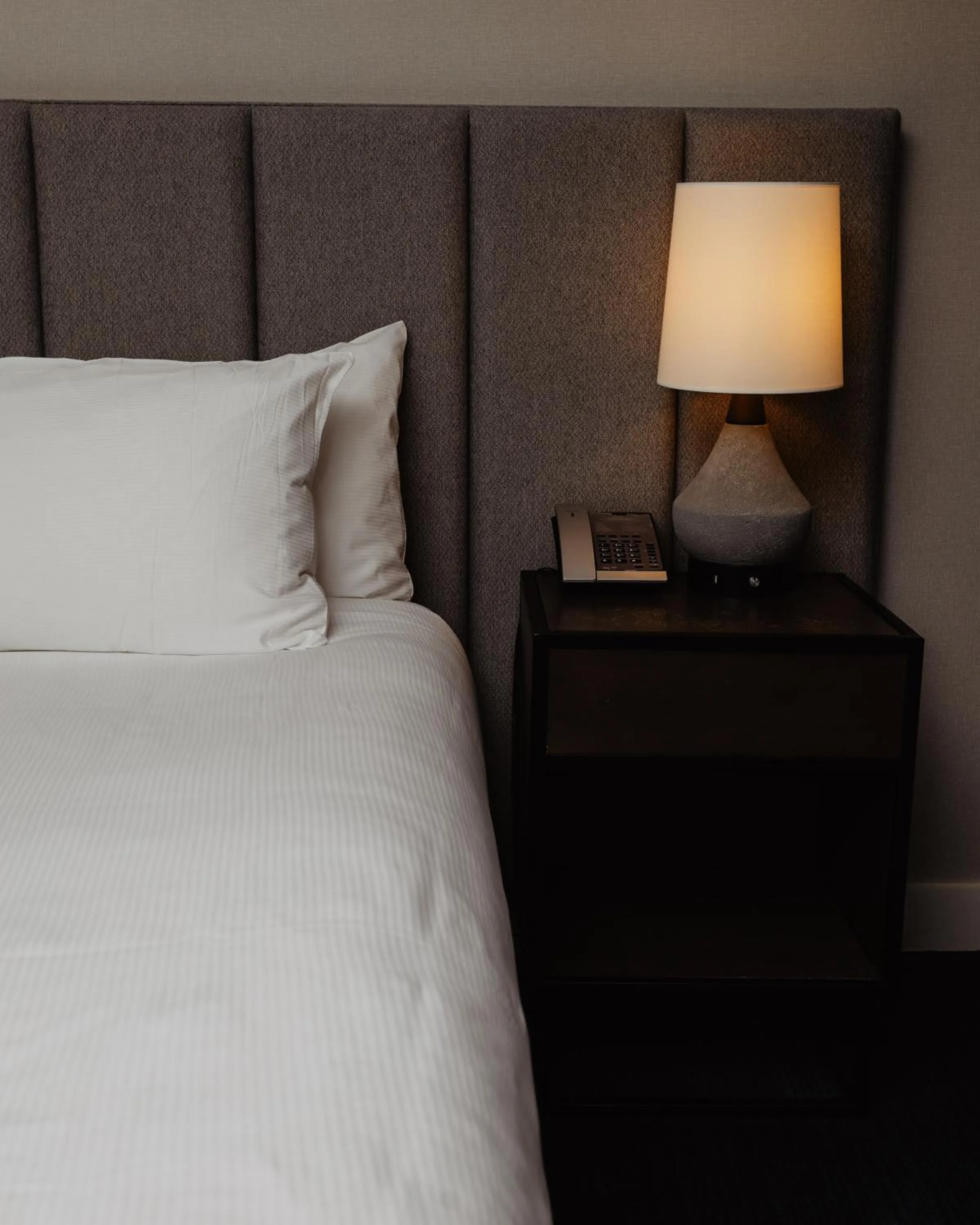 Bedroom, Bed in DoubleTree By Hilton Montreal