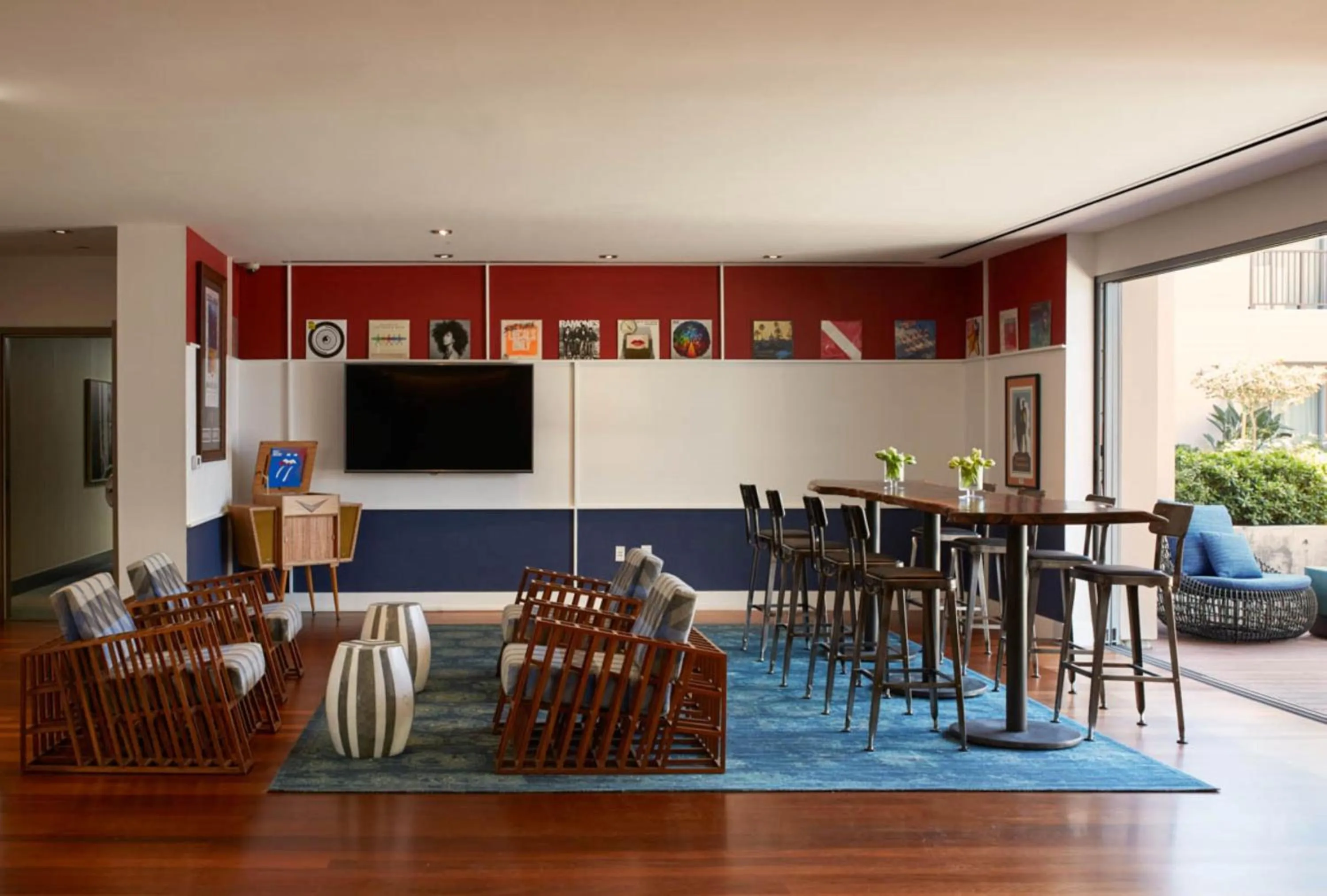 Property building in Kimpton Shorebreak Huntington Beach Resort by IHG