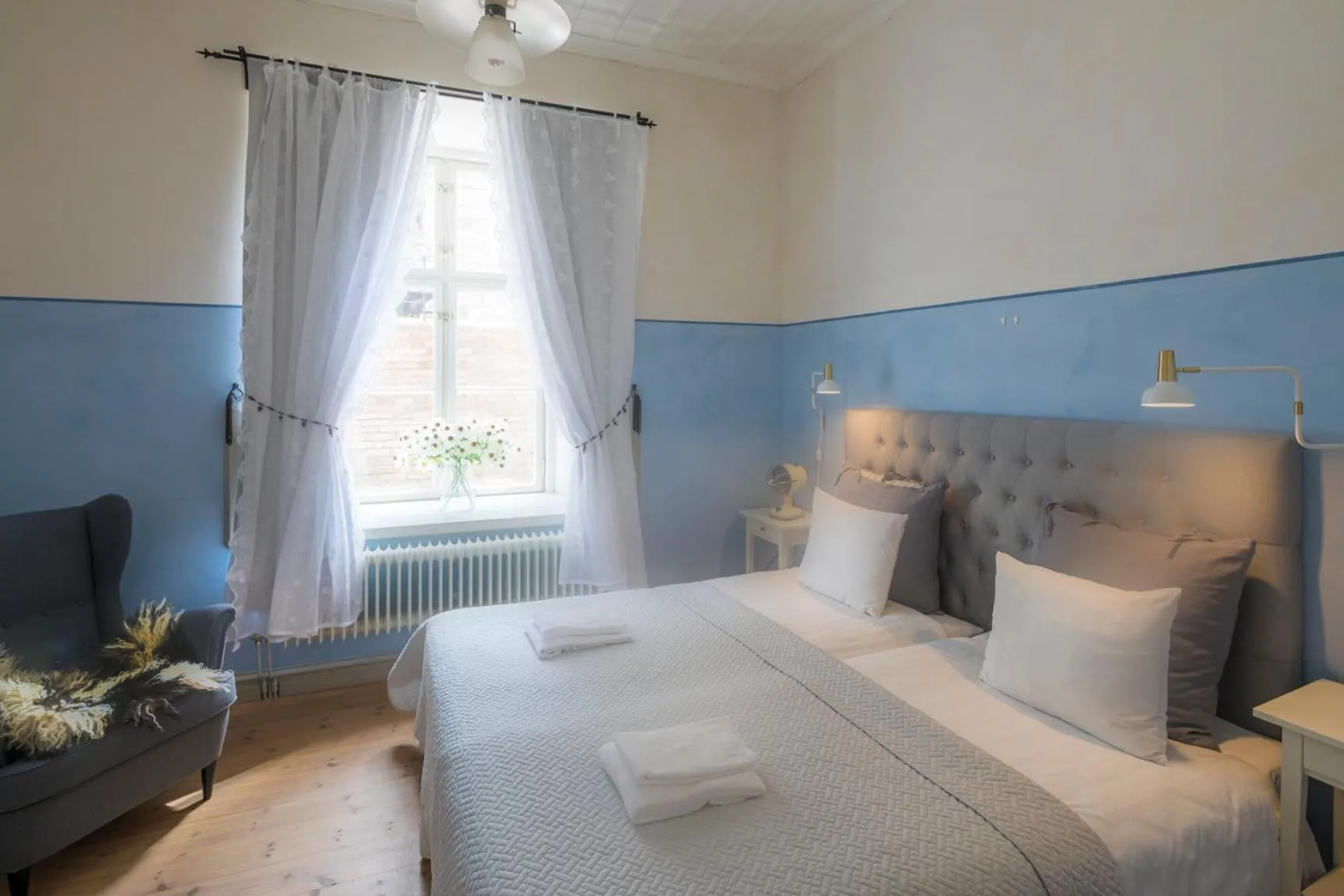 Photo of the whole room, Bed in Kastellet Bed & Breakfast
