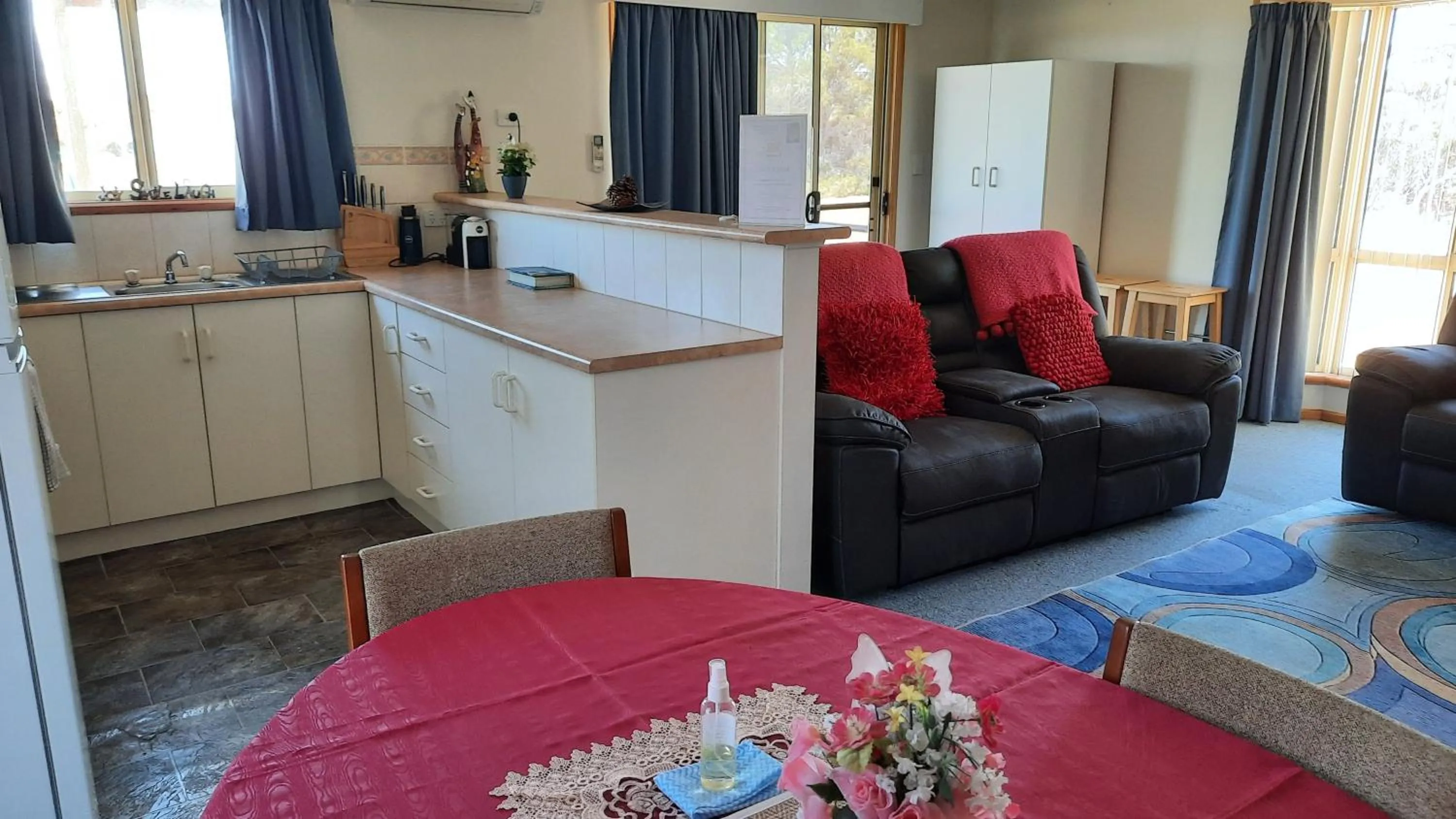 Kitchen or kitchenette in Kangaroo Island Accommodation