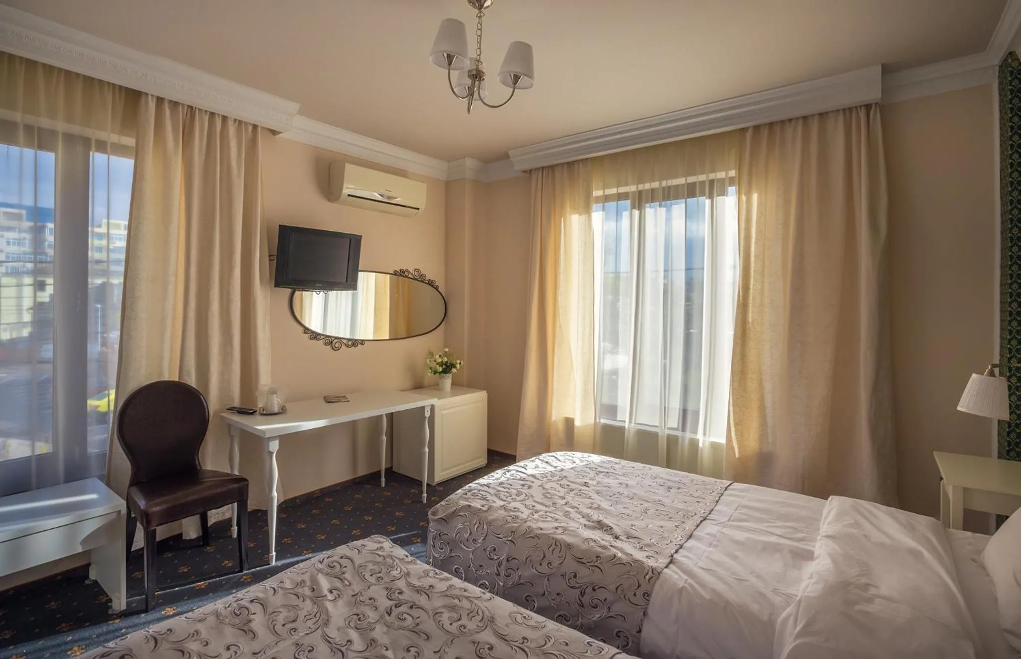 Twin Room in Hotel Eden