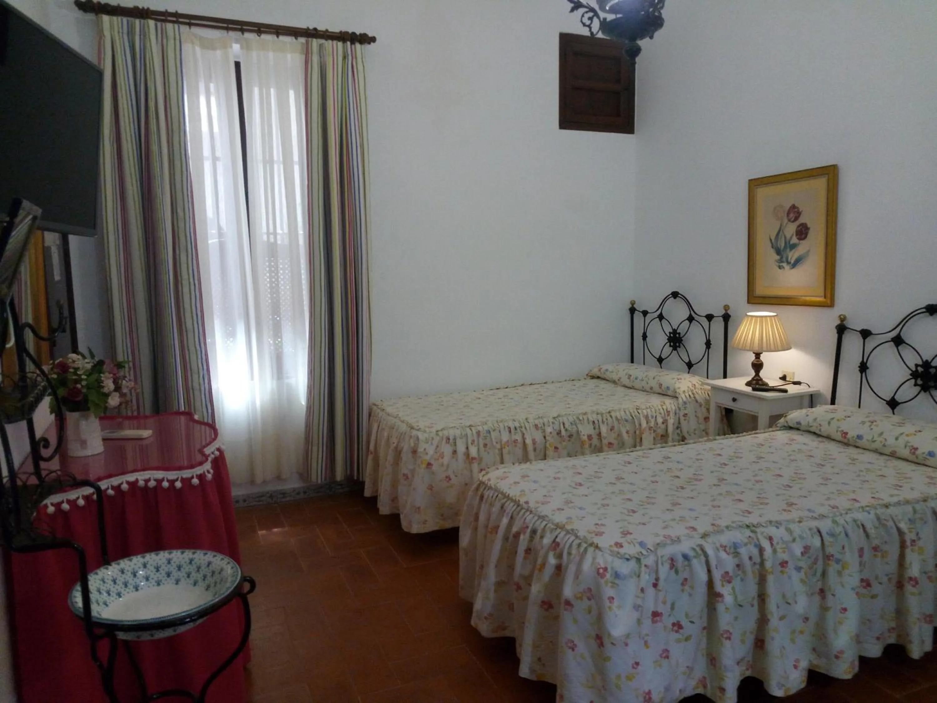 Bed in Hostal Gran Capitan