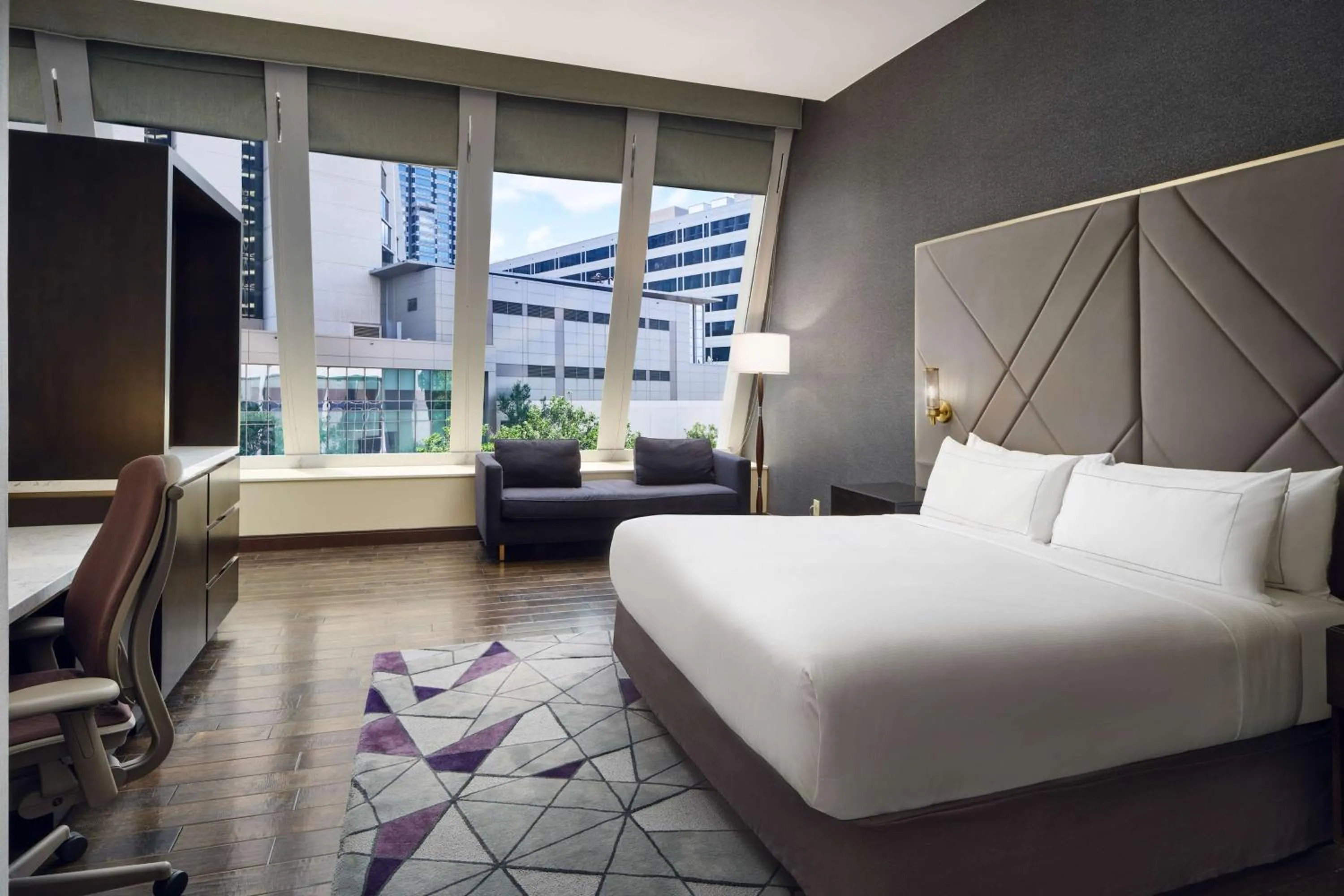 Bed in Hilton Atlanta