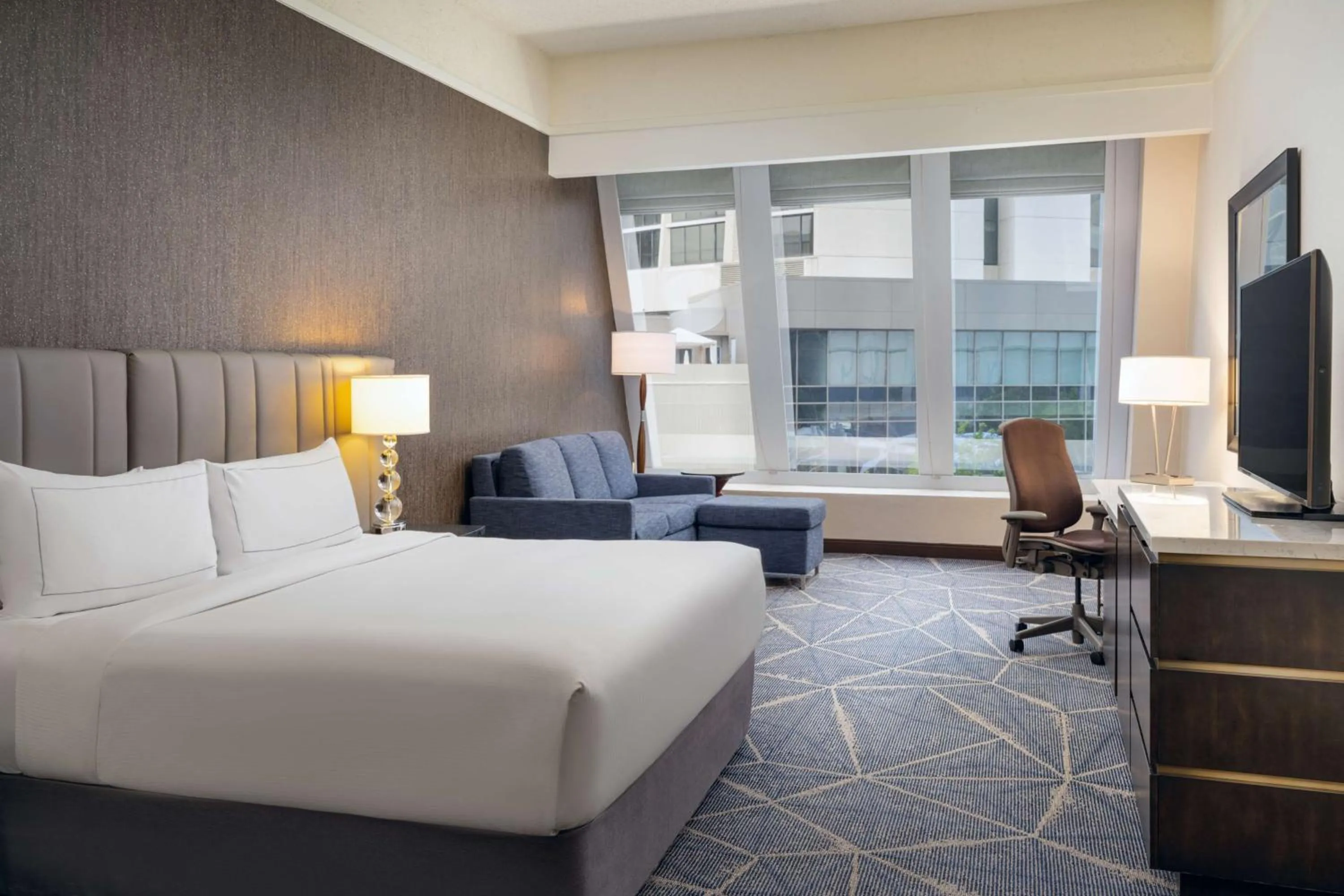 Bed in Hilton Atlanta