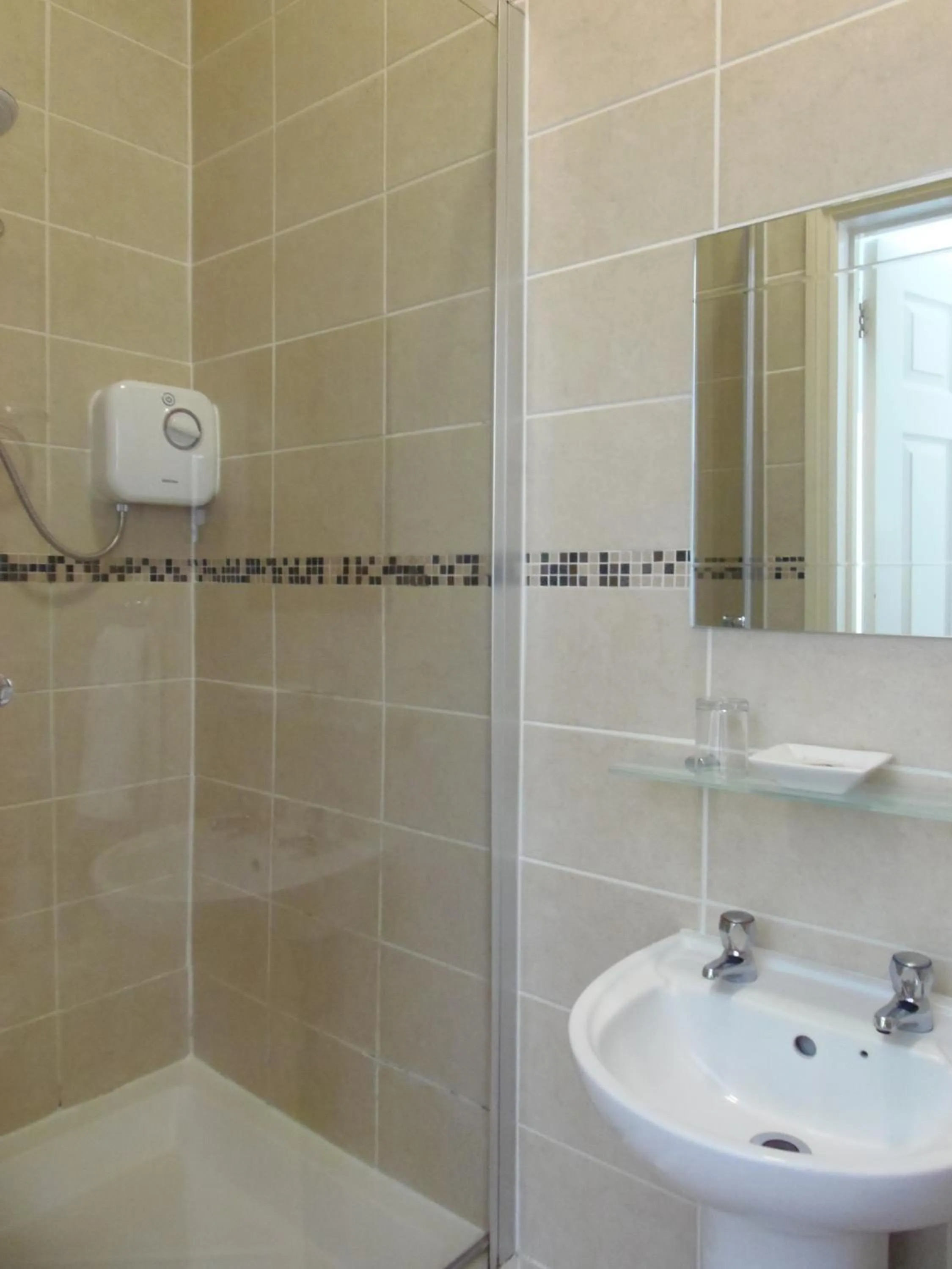 Shower in Alexanders