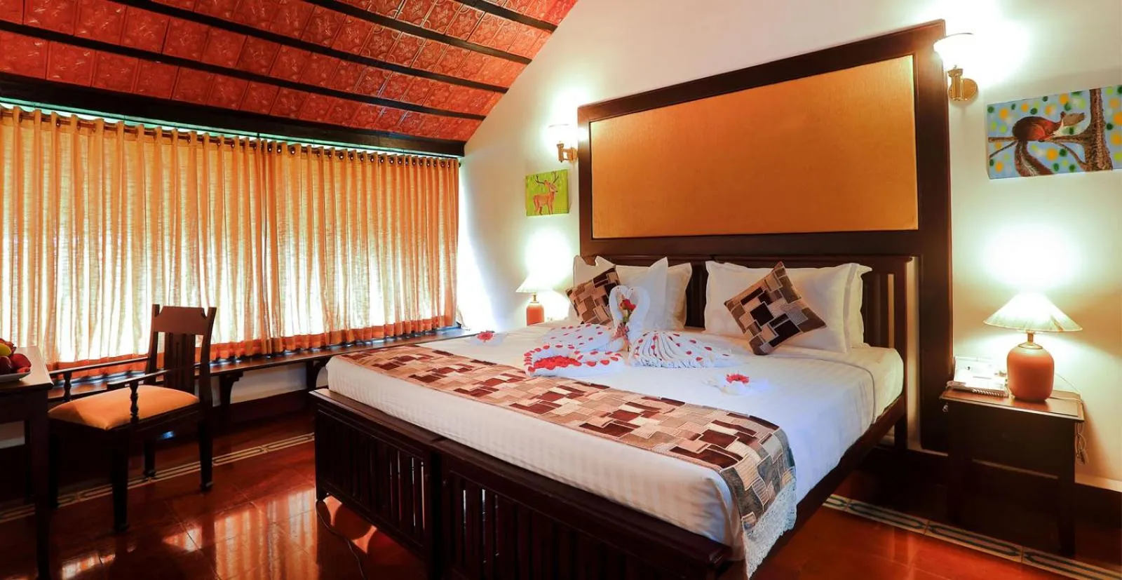 Bedroom, Bed in Nihara Resort and Spa Cochin