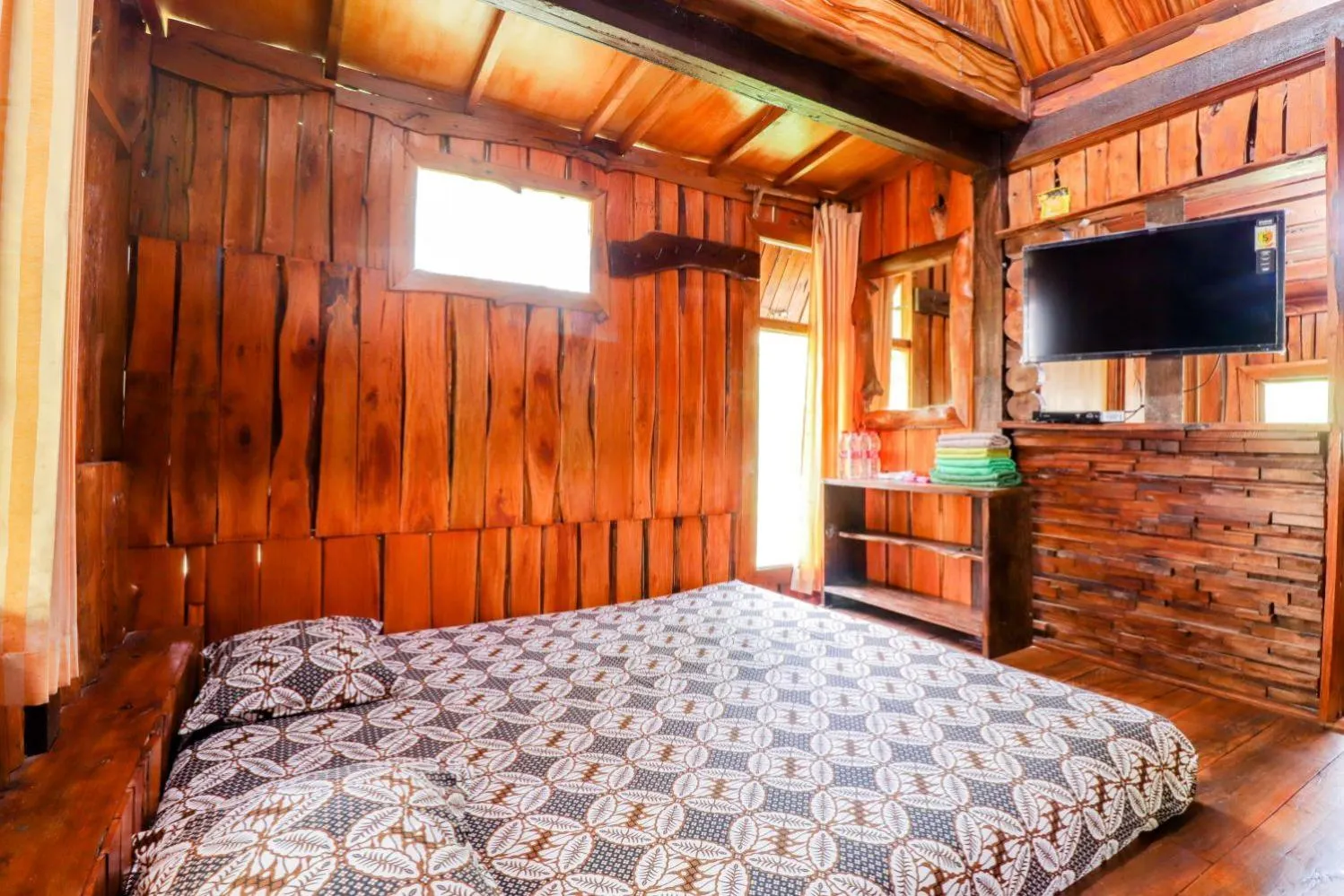 TV and multimedia in Rimbono Homestay